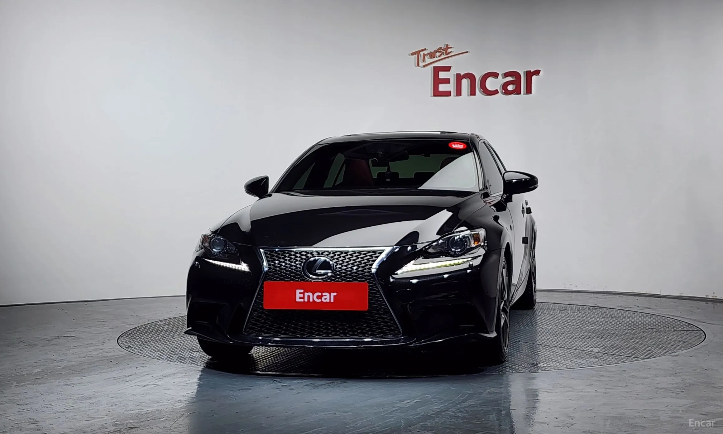 Lexus New IS200t превью 3