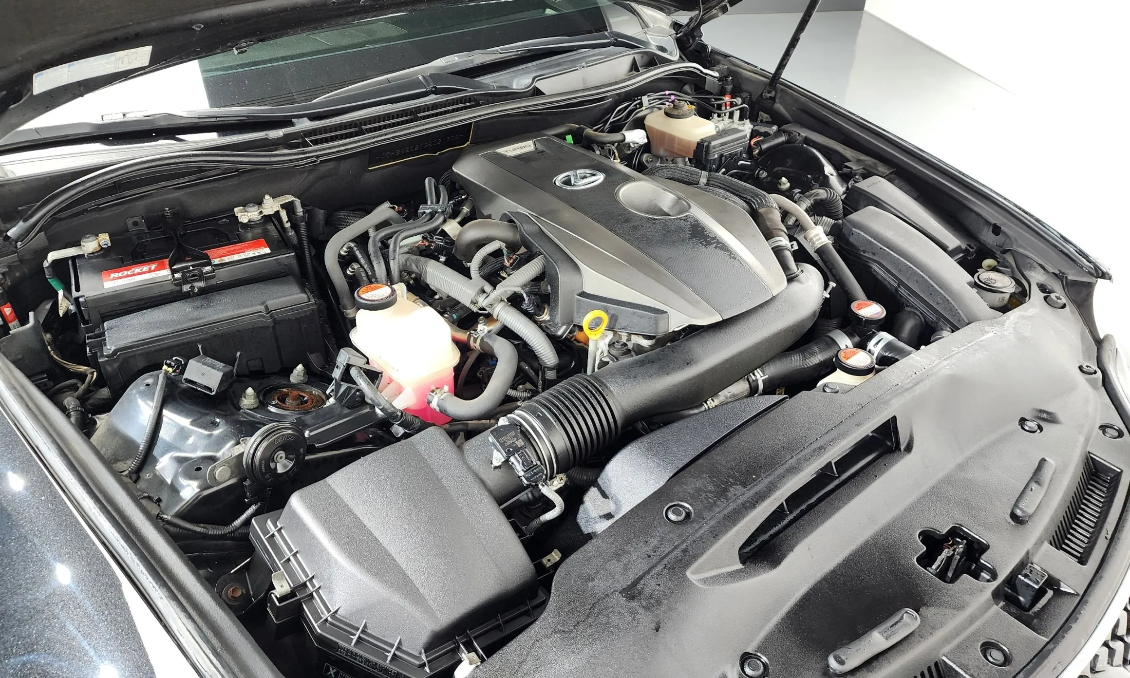 Lexus New IS200t превью 6