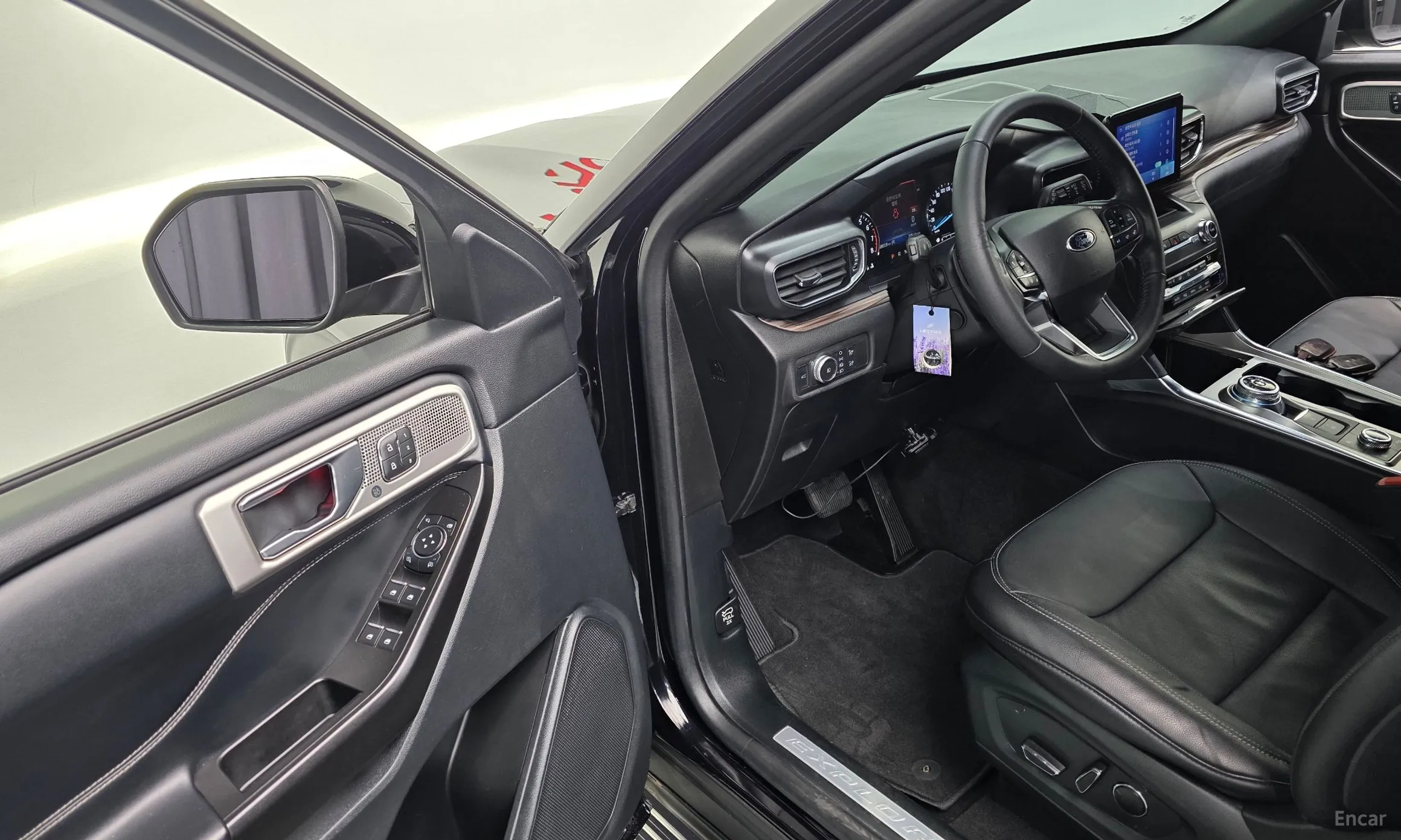 Ford Explorer 6th Generation превью 12