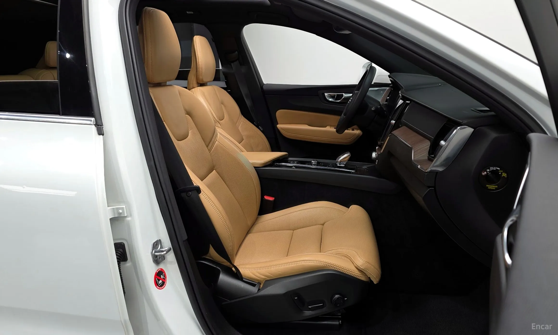 Volvo XC60 Gen 2 превью 11