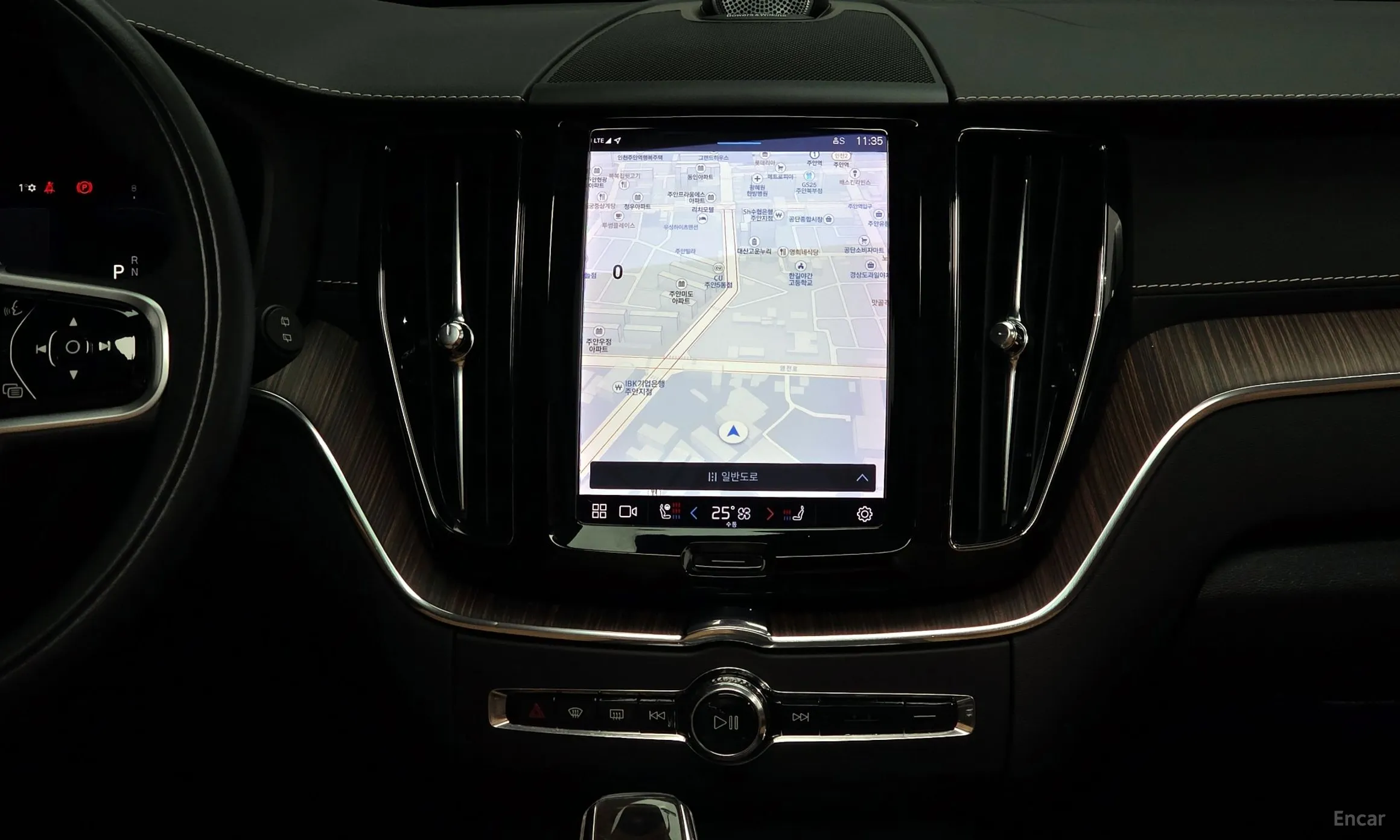 Volvo XC60 Gen 2 превью 14