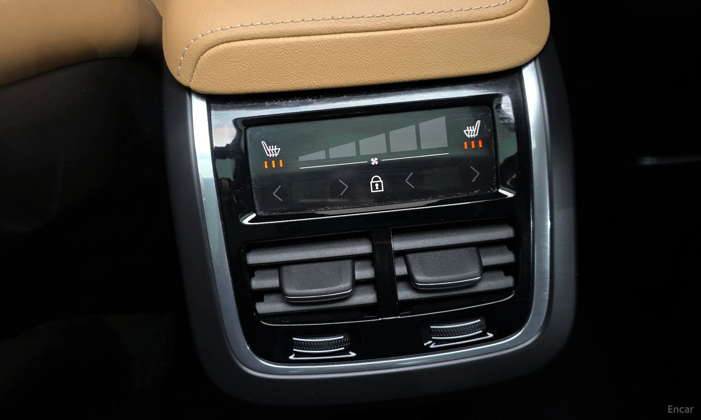 Volvo XC60 Gen 2 превью 18