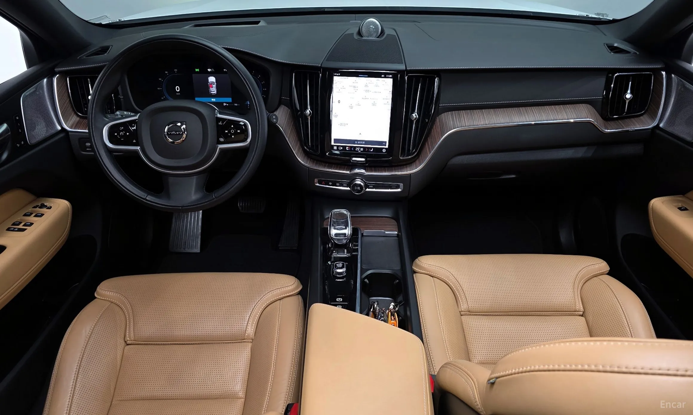 Volvo XC60 Gen 2 превью 7