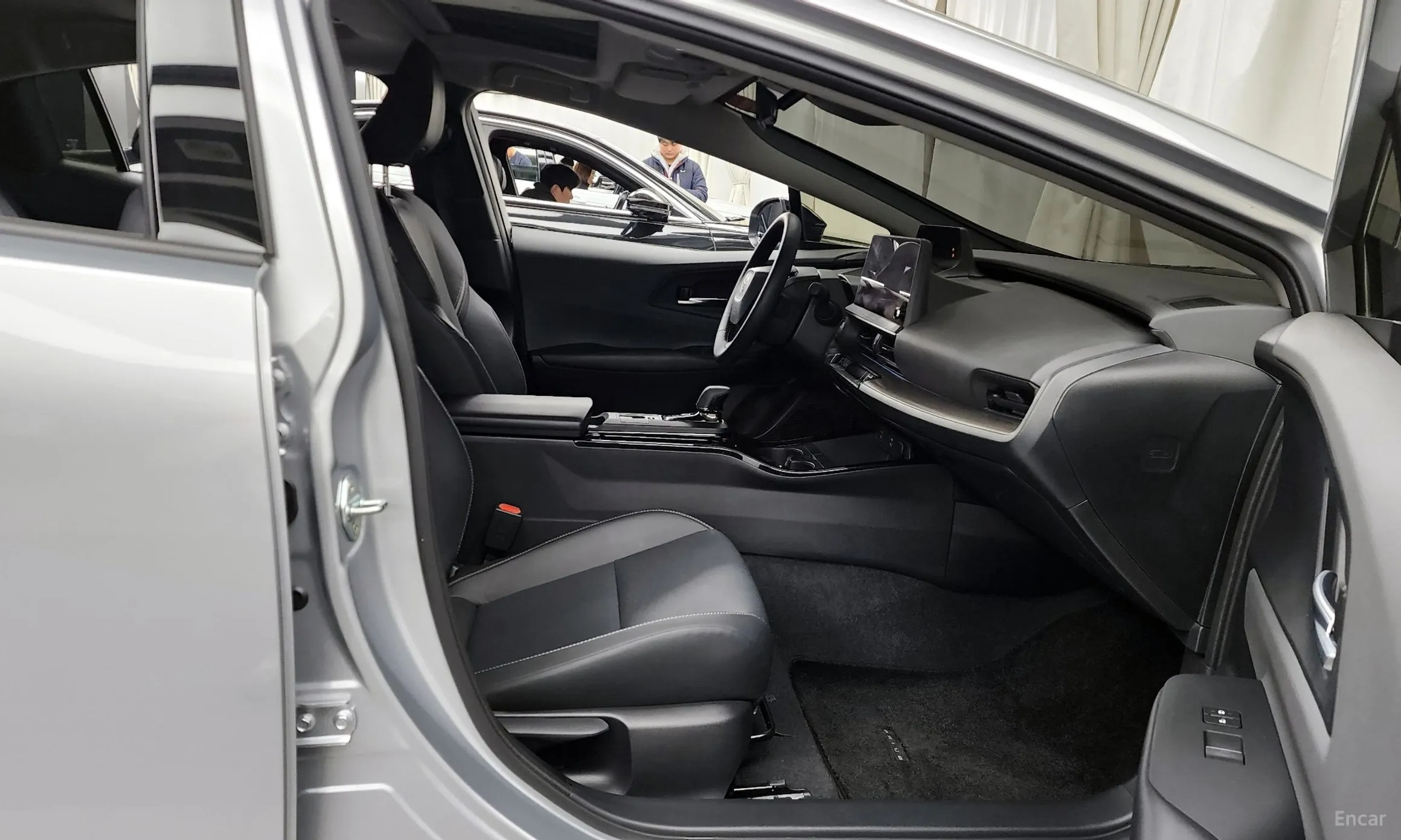 Toyota Prius 5th Generation превью 11