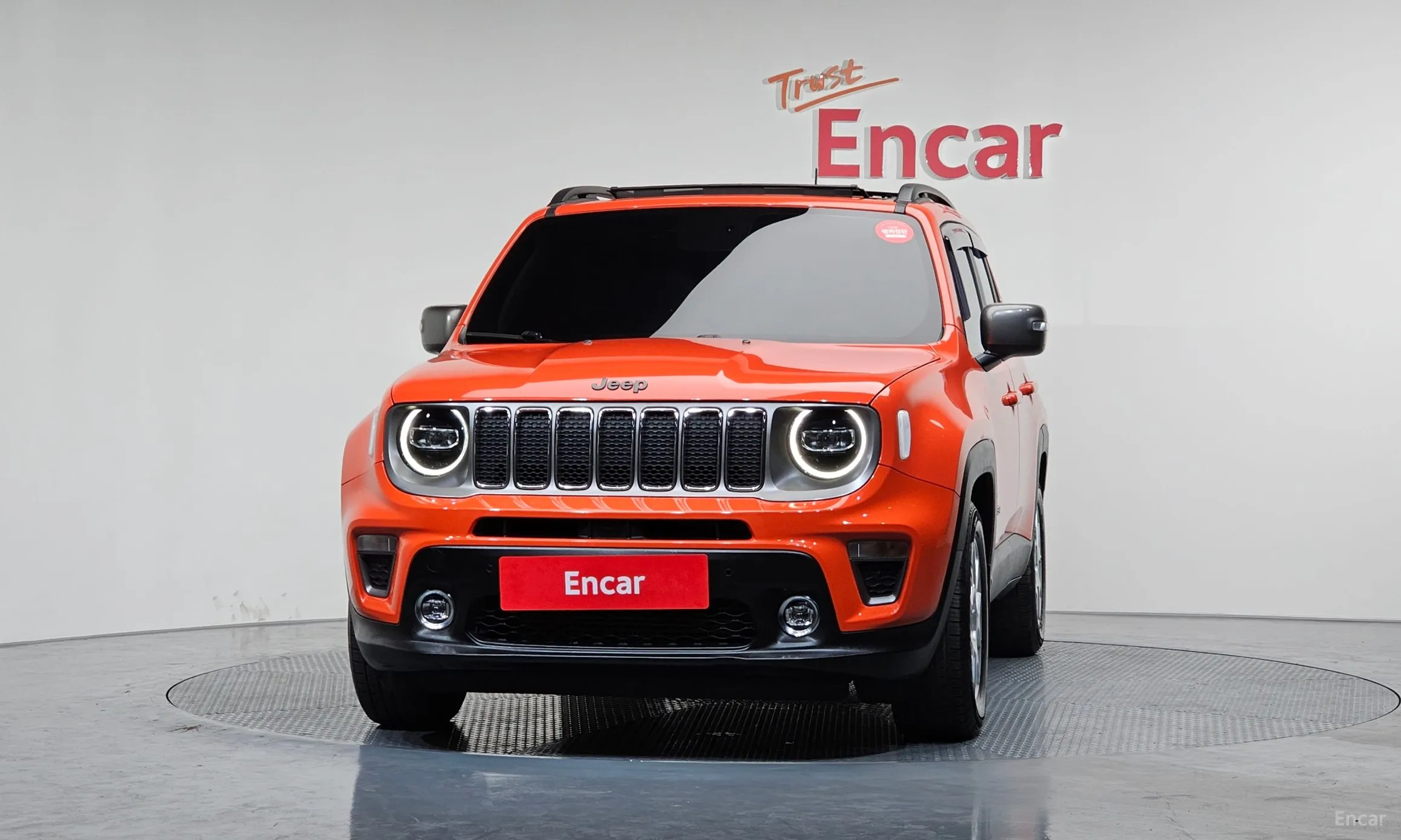 Jeep Renegade превью 3