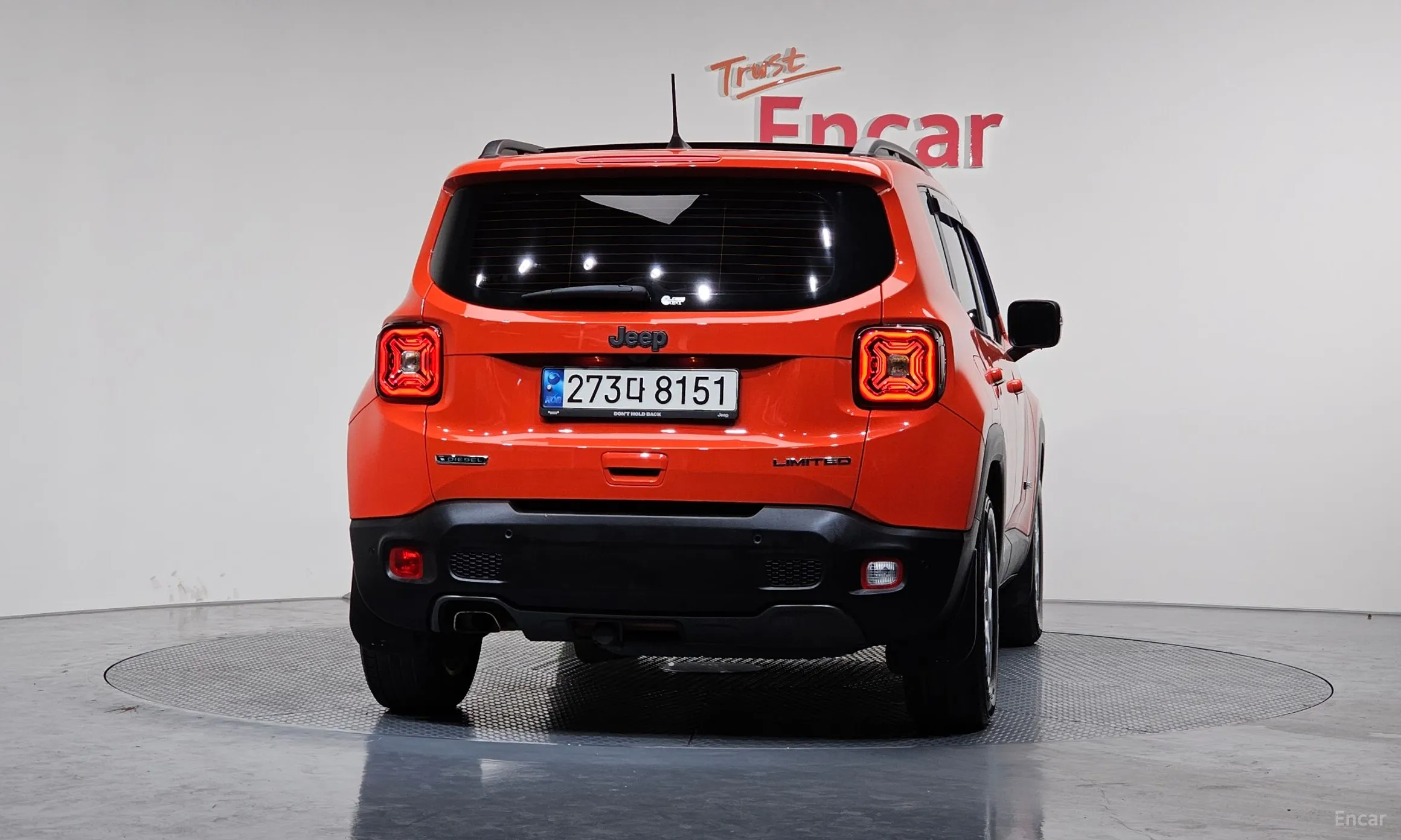 Jeep Renegade превью 4