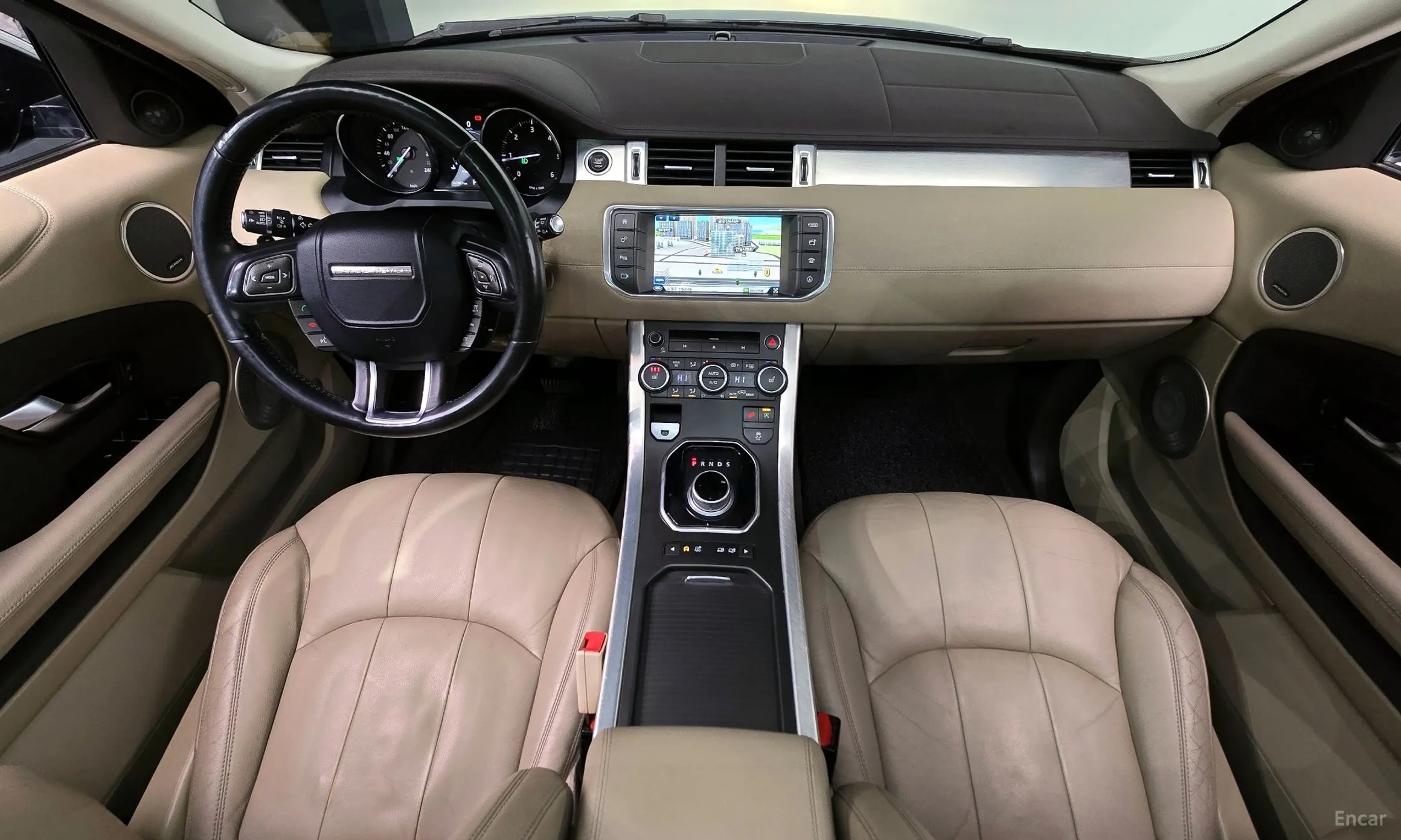 Land Rover Range Rover Evoque превью 7
