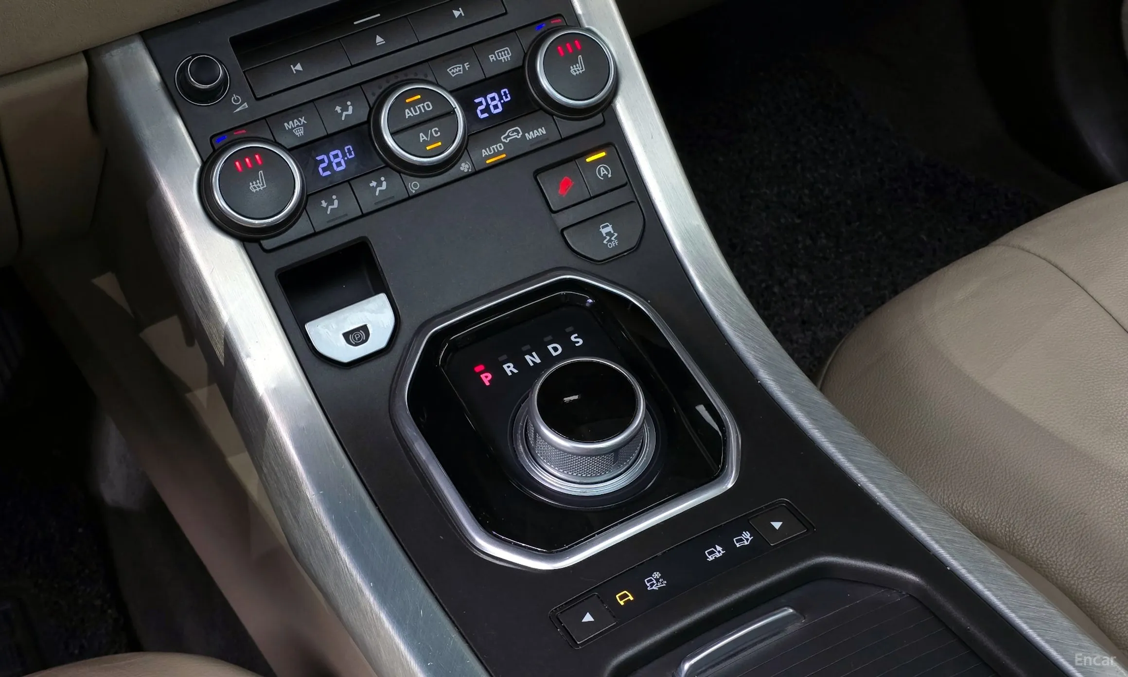Land Rover Range Rover Evoque превью 9