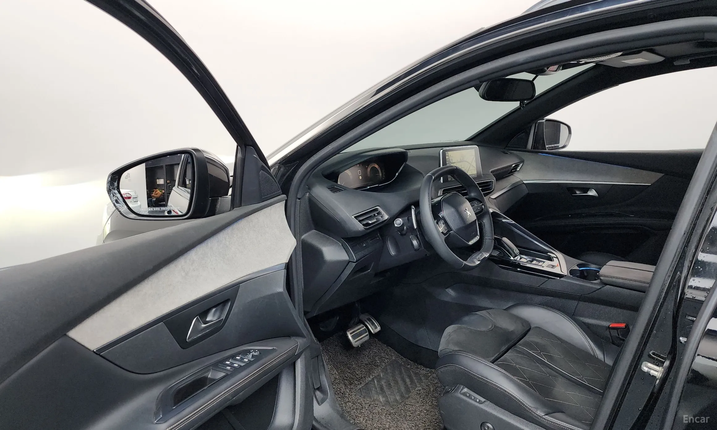 Peugeot 5008 2nd generation превью 10