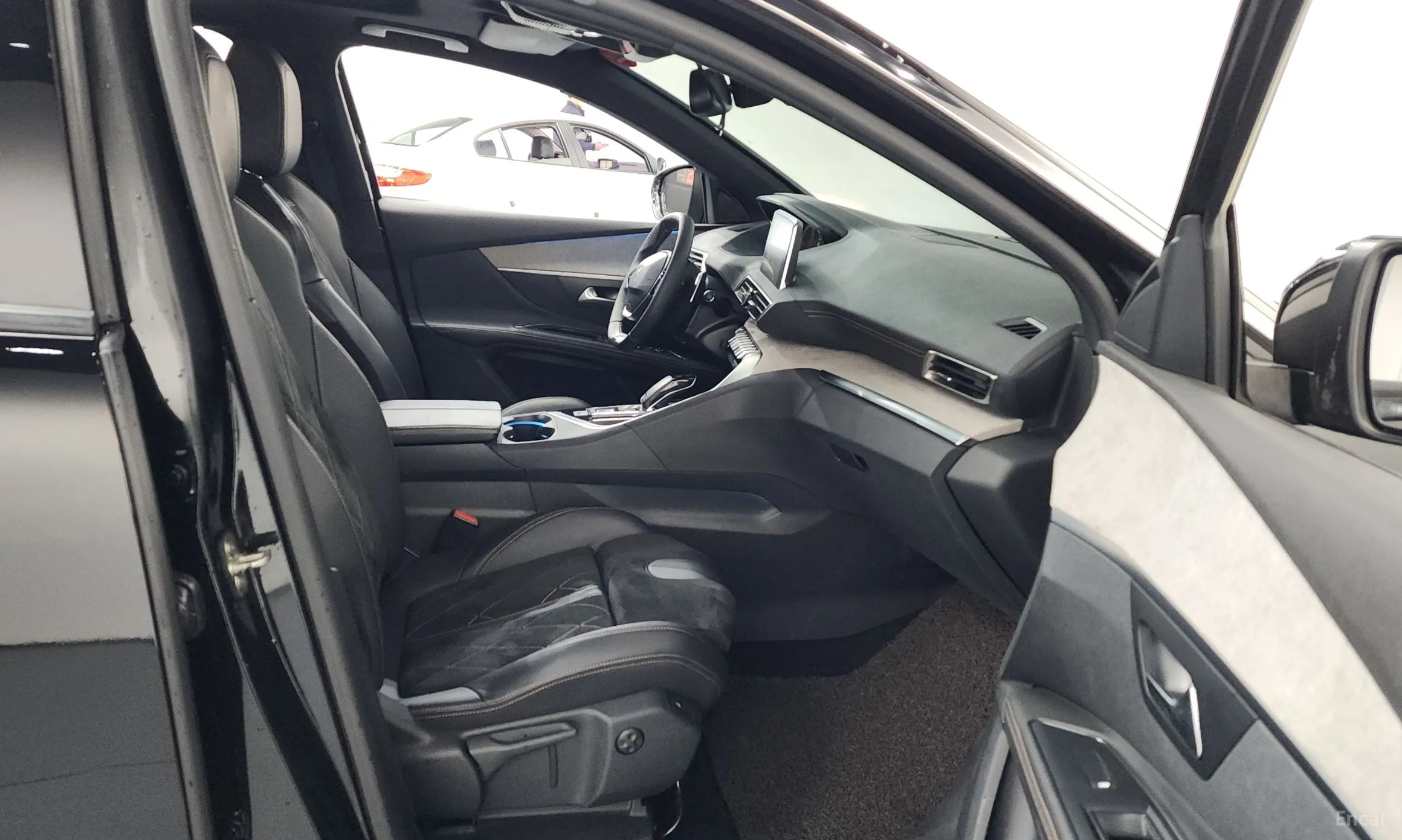 Peugeot 5008 2nd generation превью 11