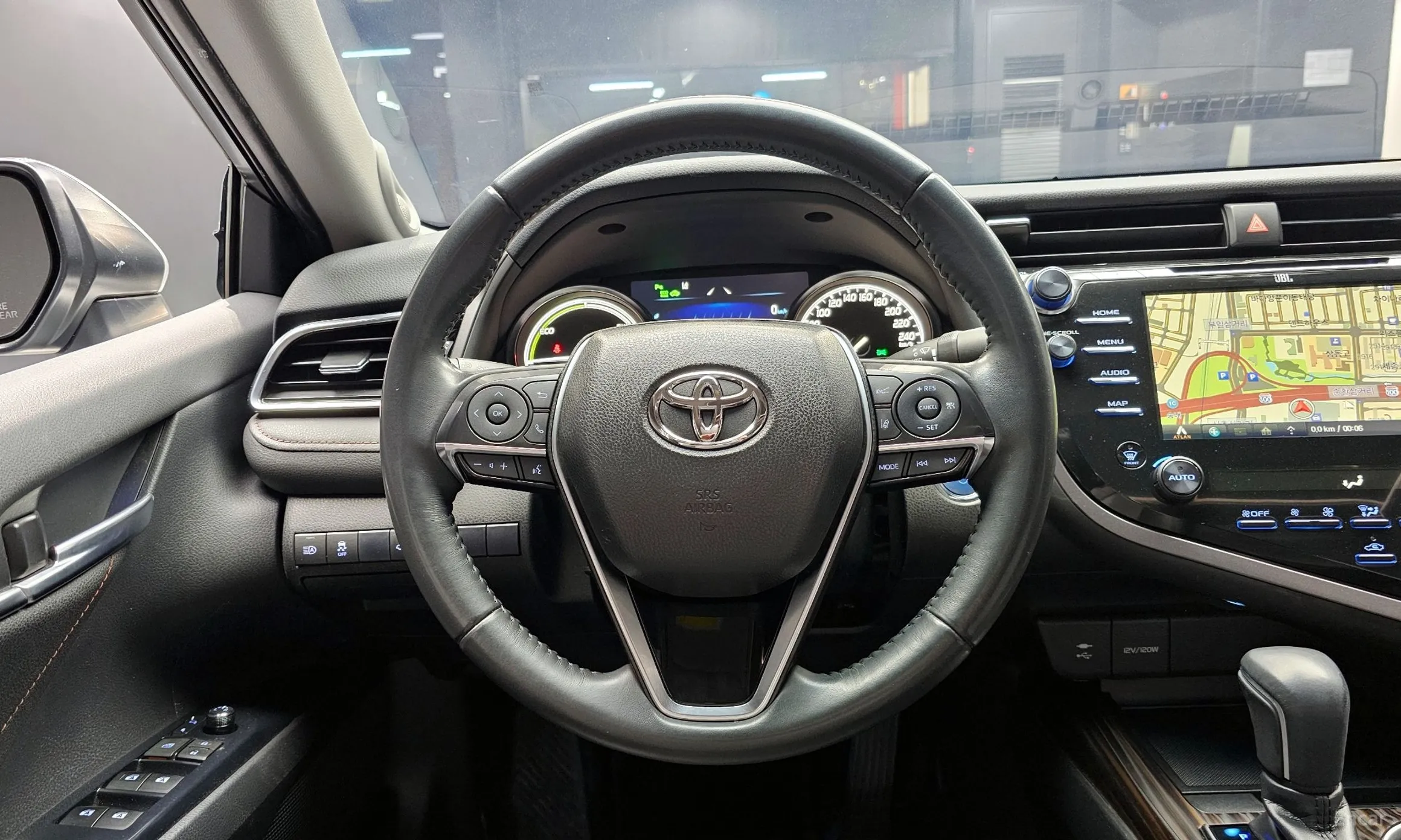 Toyota Camry (XV70) превью 13