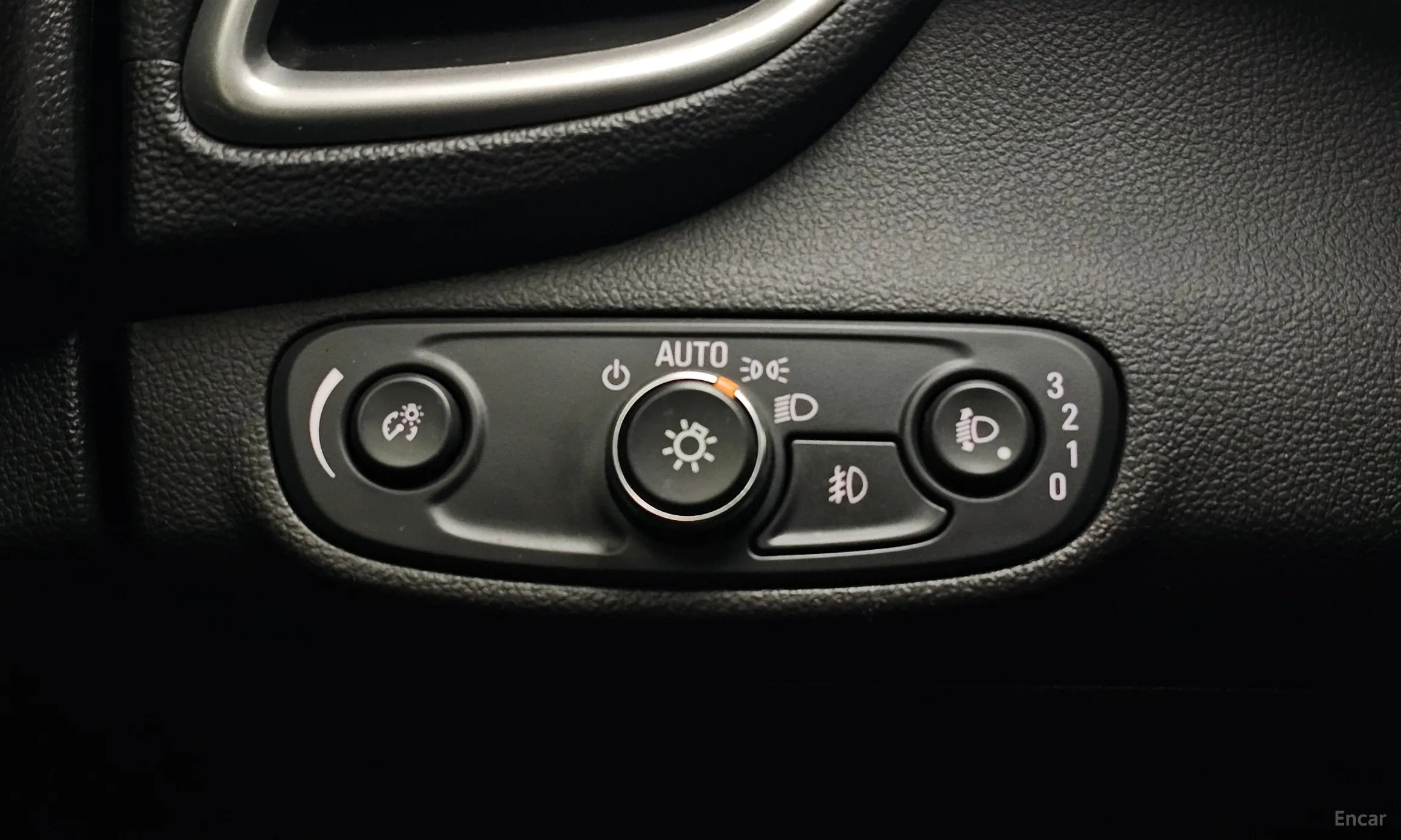 Chevrolet (GM Daewoo) Trax превью 18