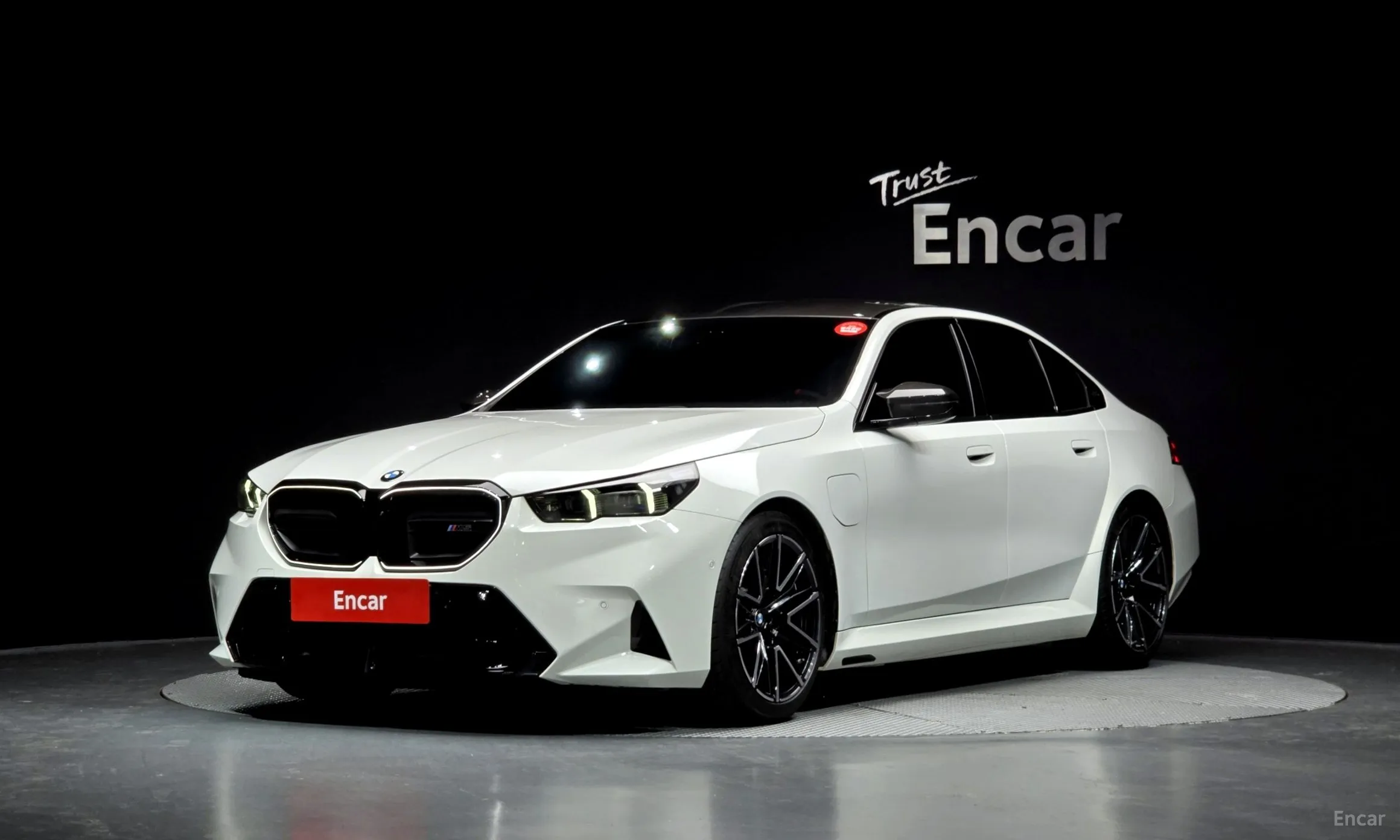 BMW M5 (G90)