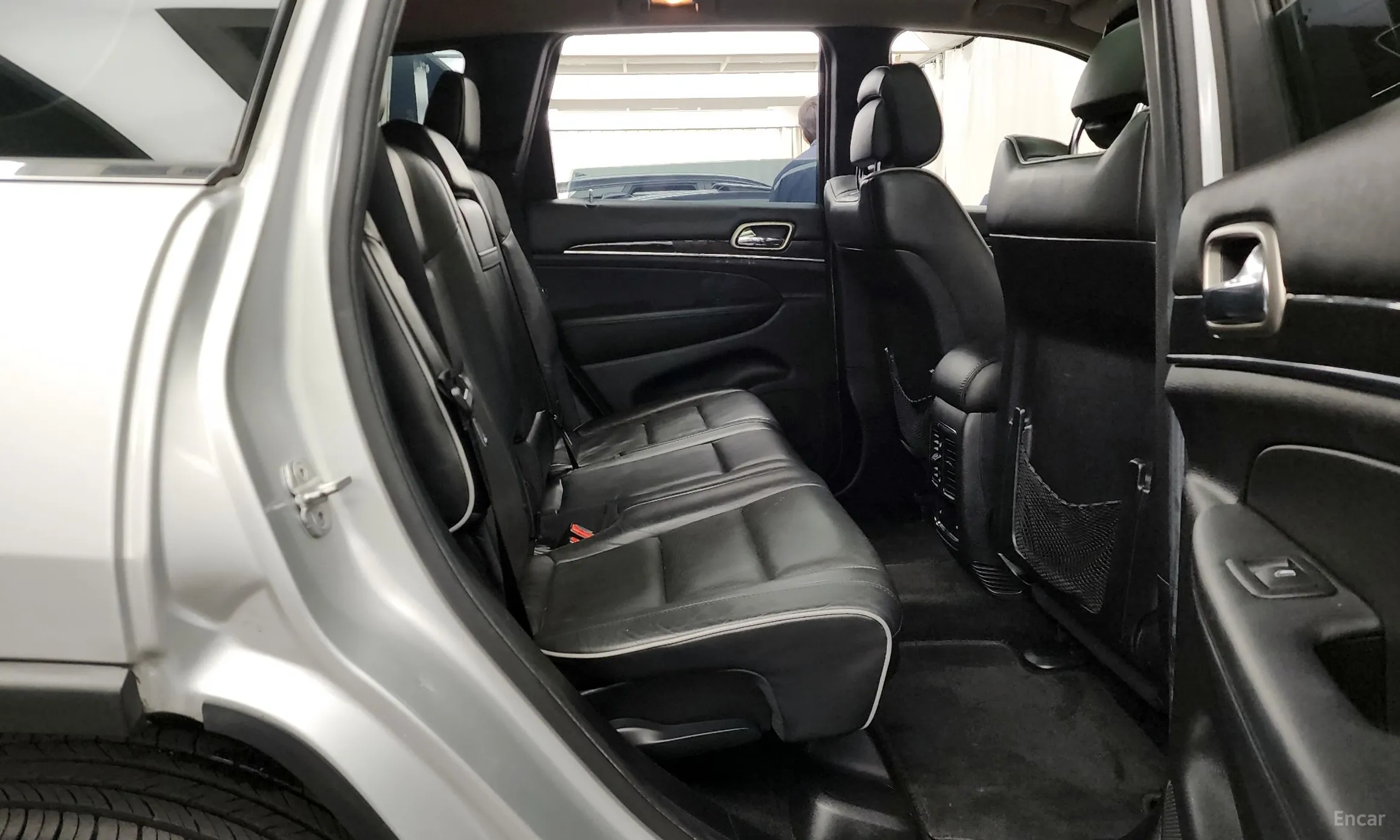 Jeep Grand Cherokee превью 12