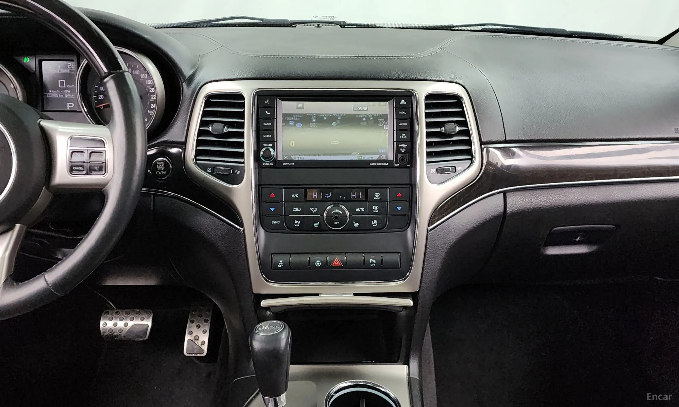 Jeep Grand Cherokee превью 14