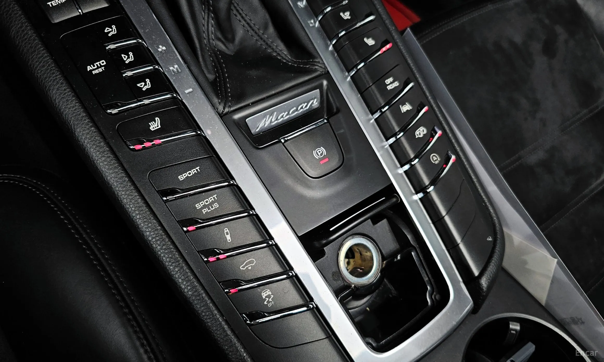 Porsche Macan превью 17