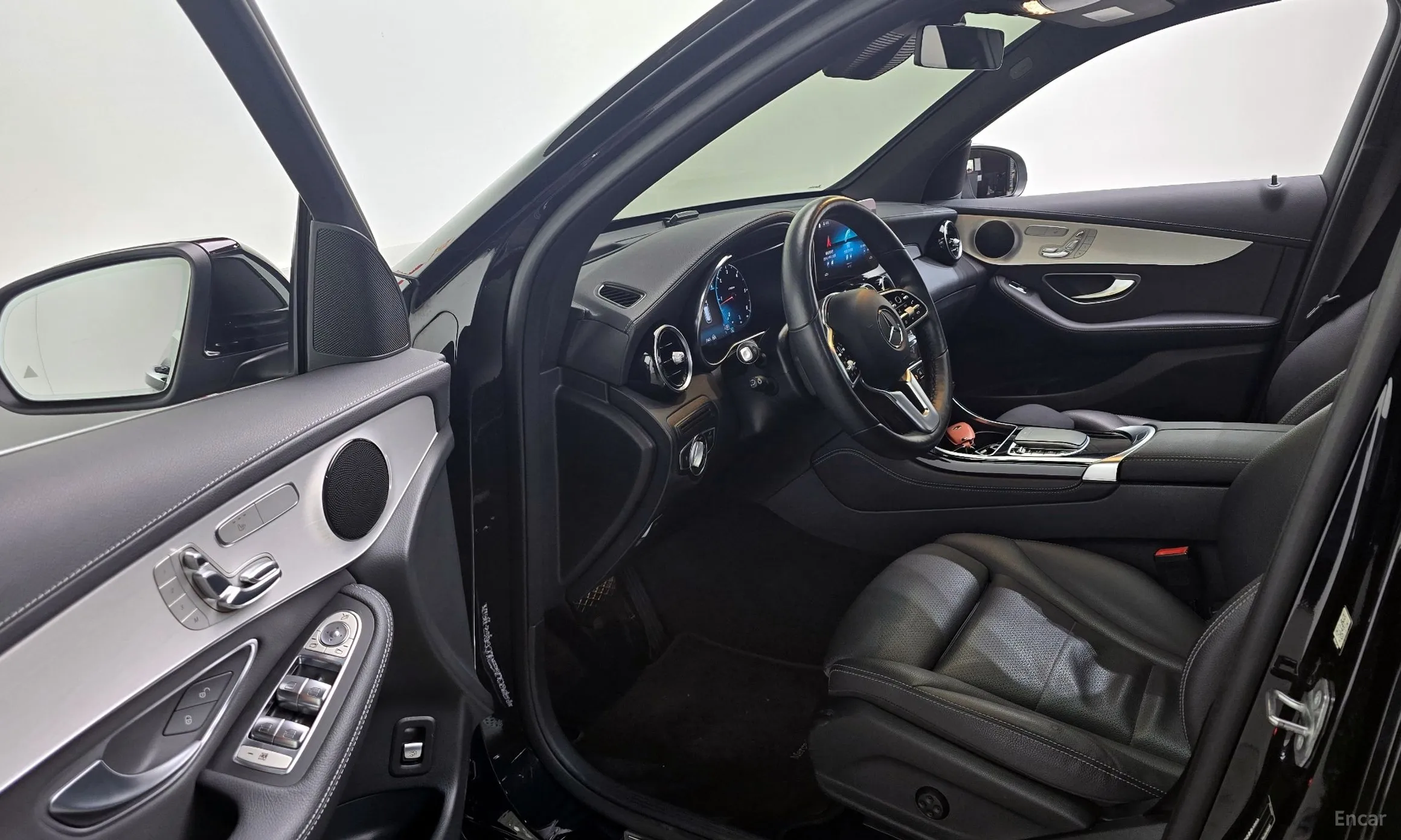 Mercedes Benz GLC-Class X253 превью 10