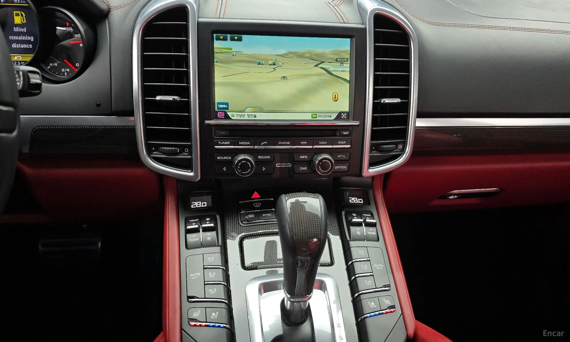 Porsche New Cayenne превью 15
