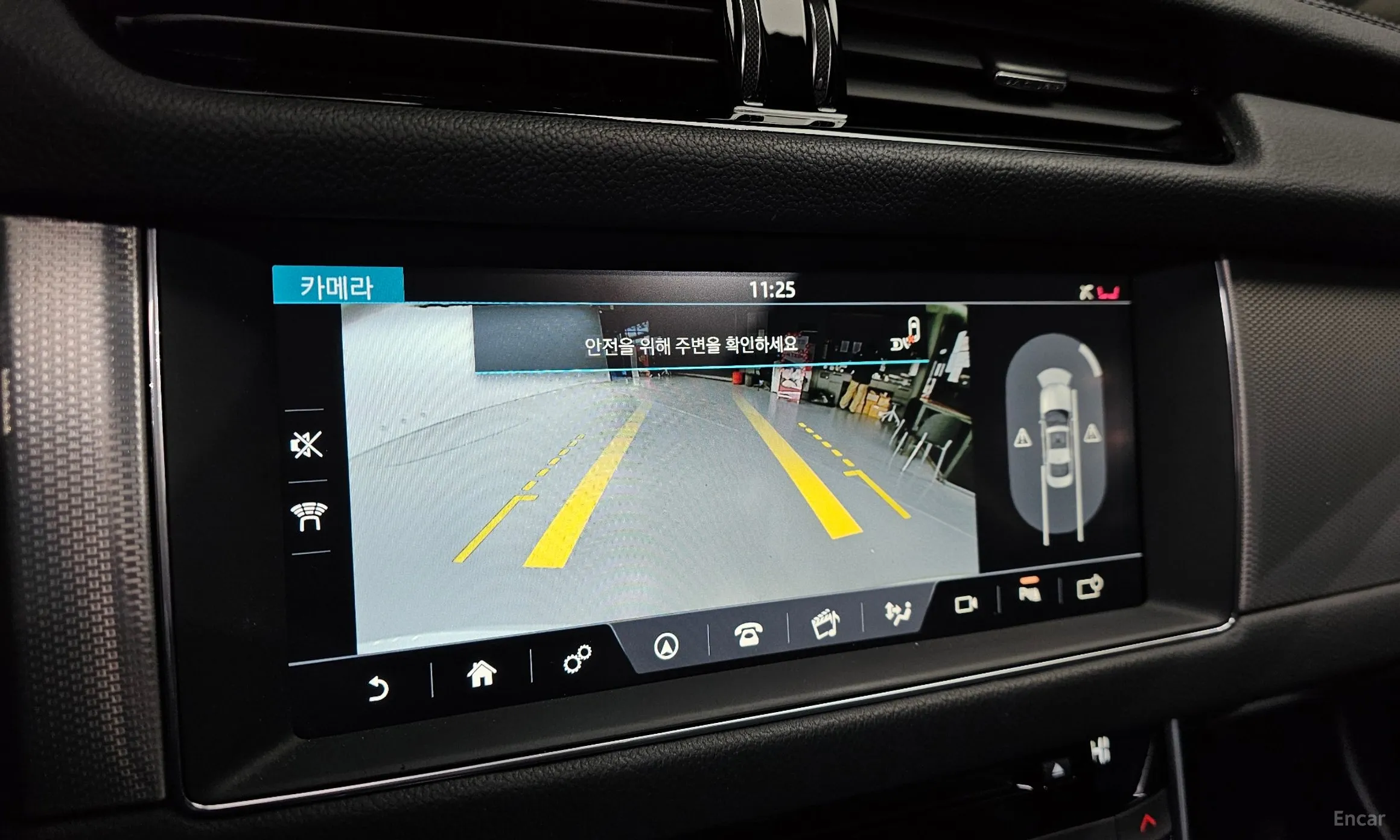 Jaguar XF (x260) превью 15