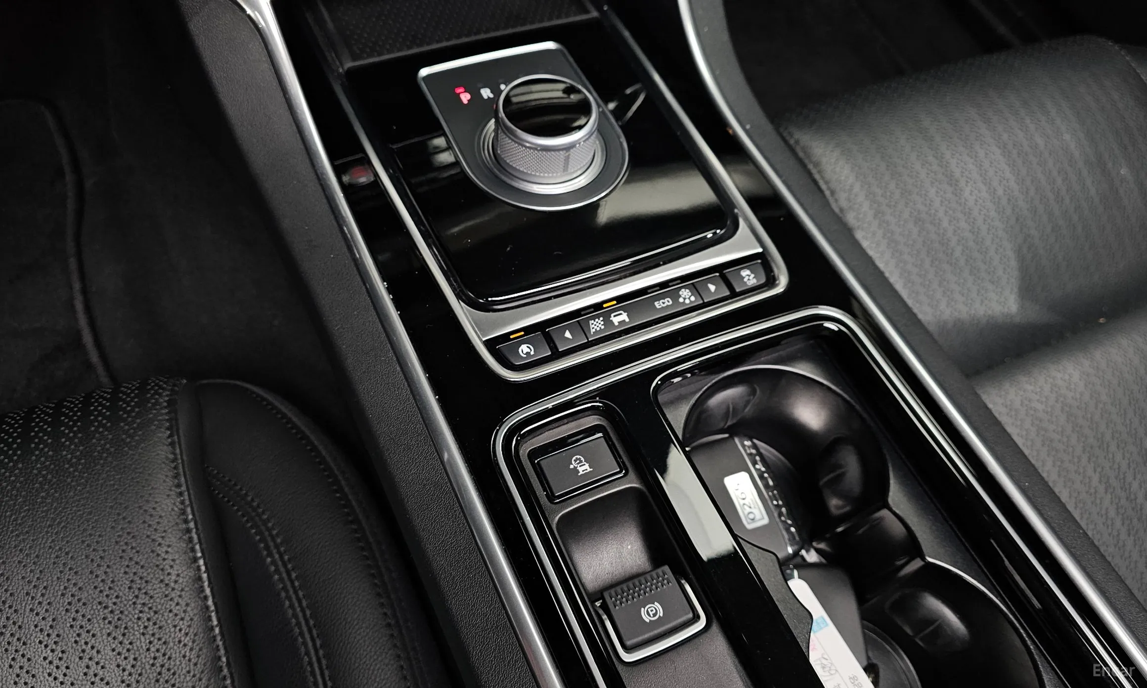 Jaguar XF (x260) превью 9