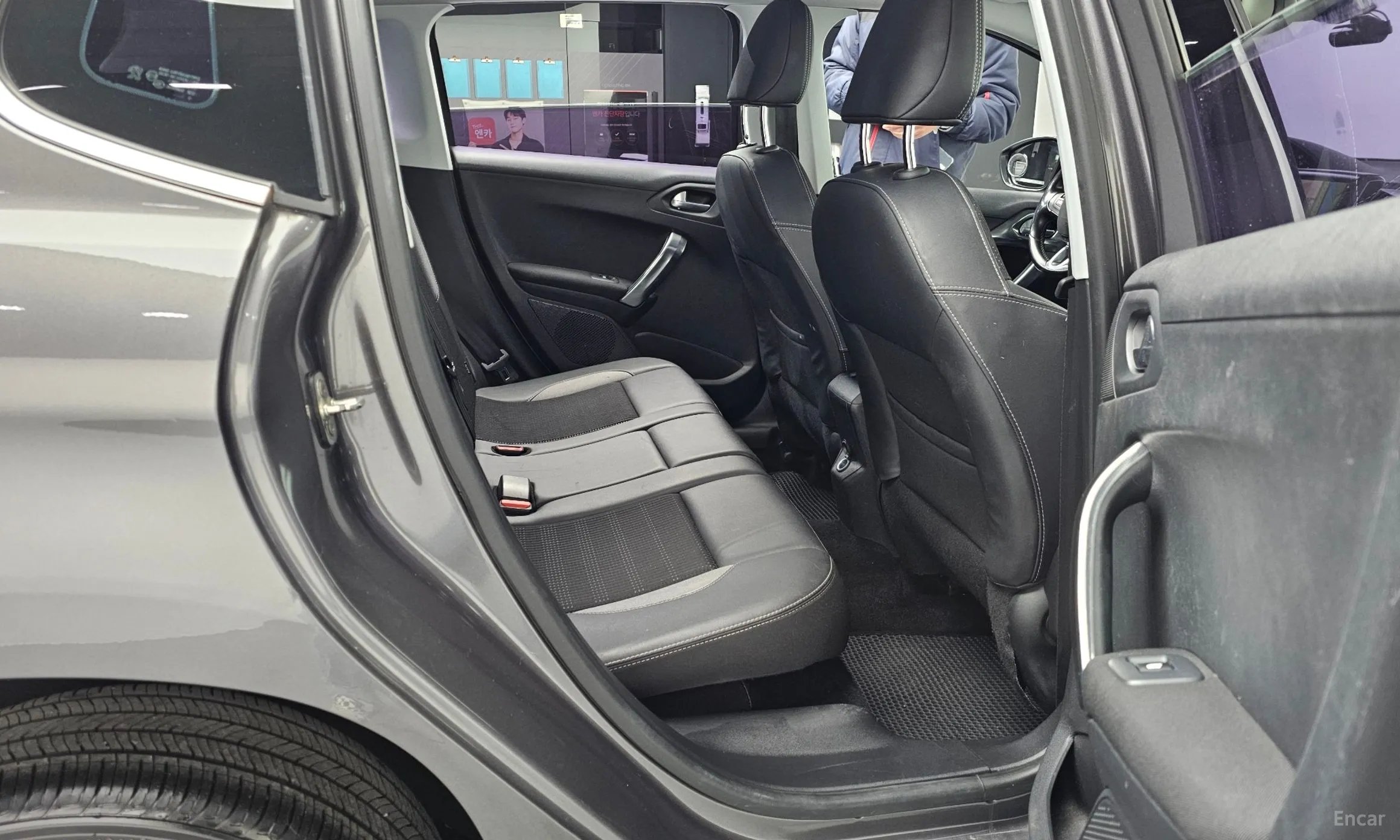Peugeot 2008. превью 12