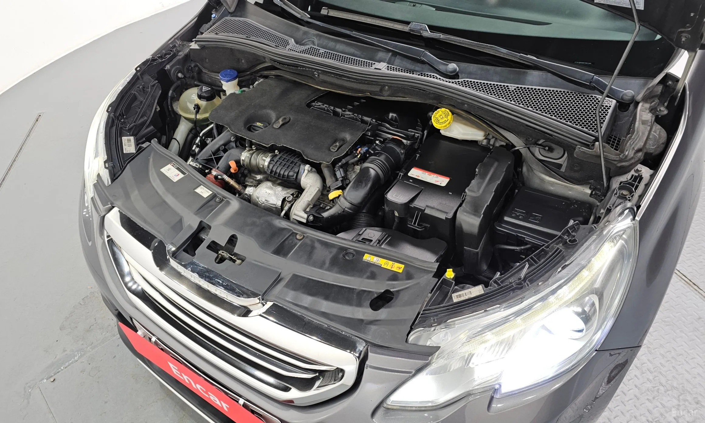 Peugeot 2008. превью 6