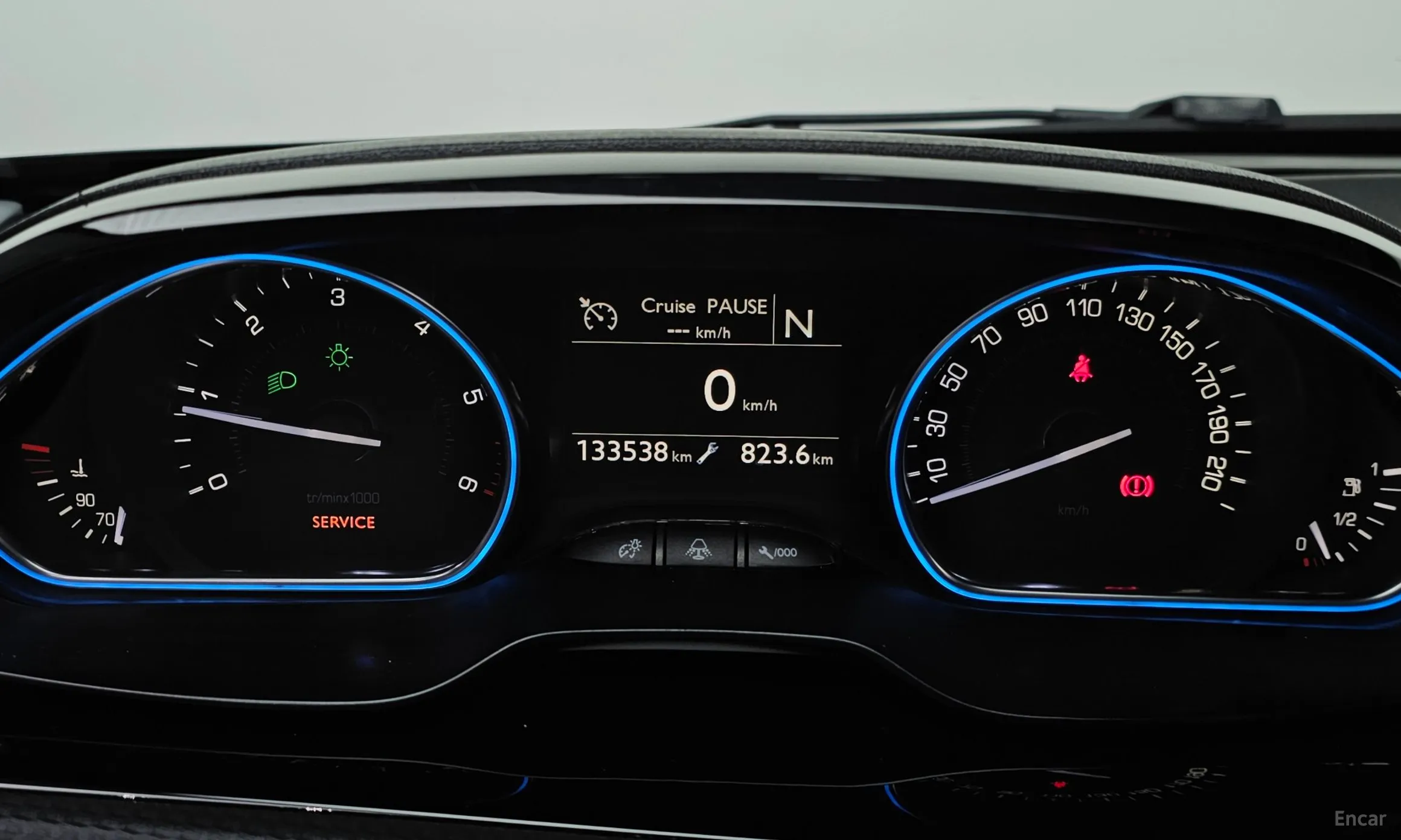 Peugeot 2008. превью 8