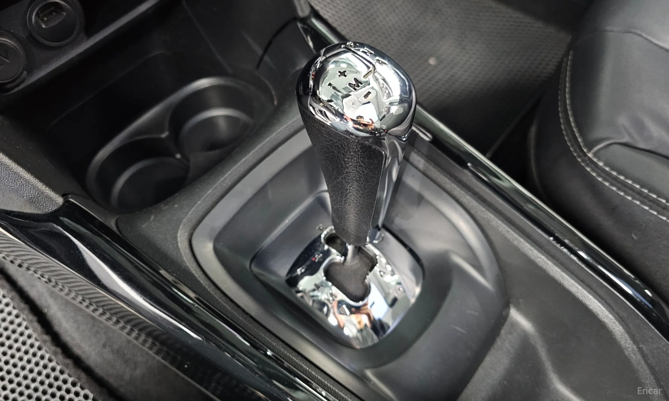 Peugeot 2008. превью 9