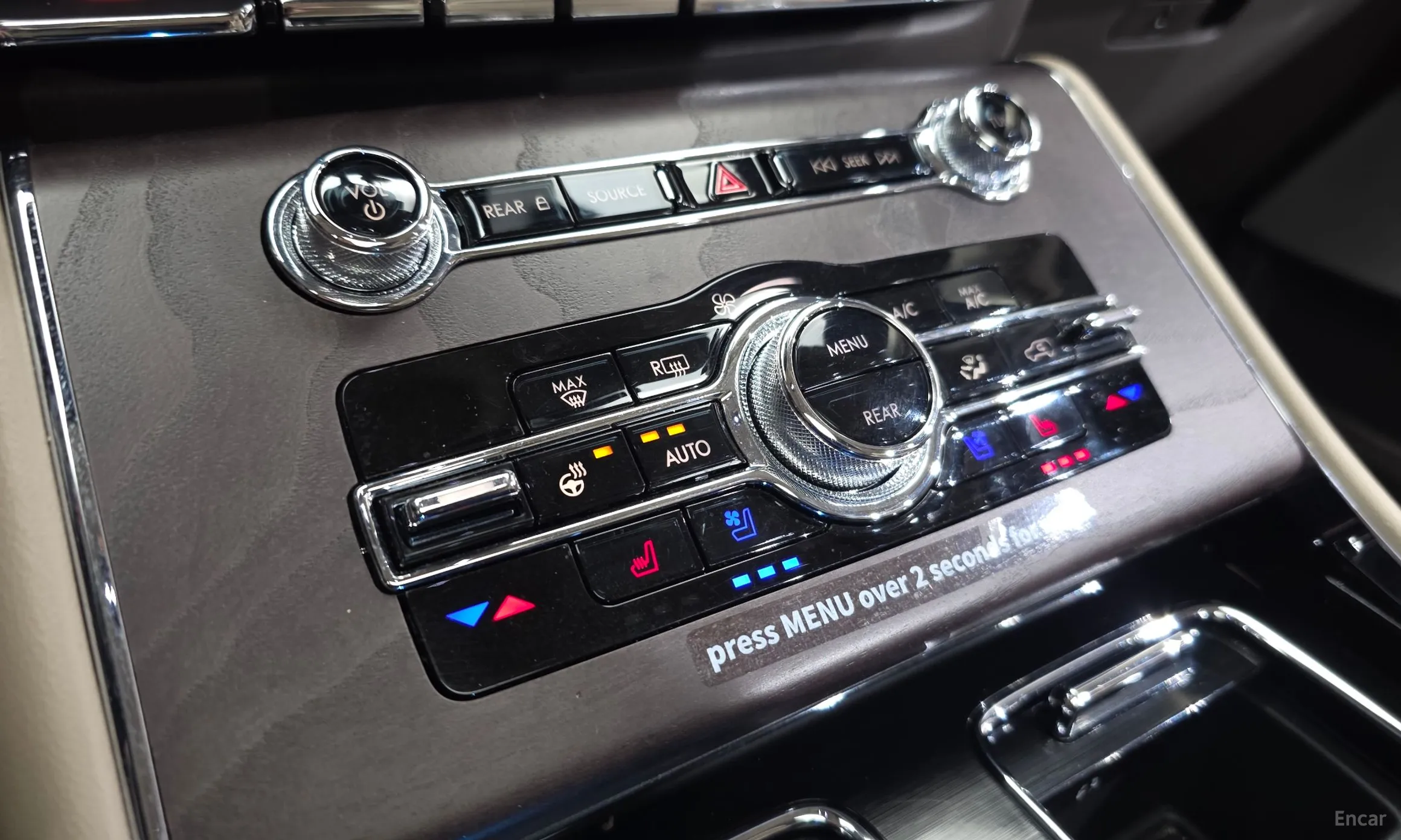 Lincoln Aviator 2nd Generation превью 16
