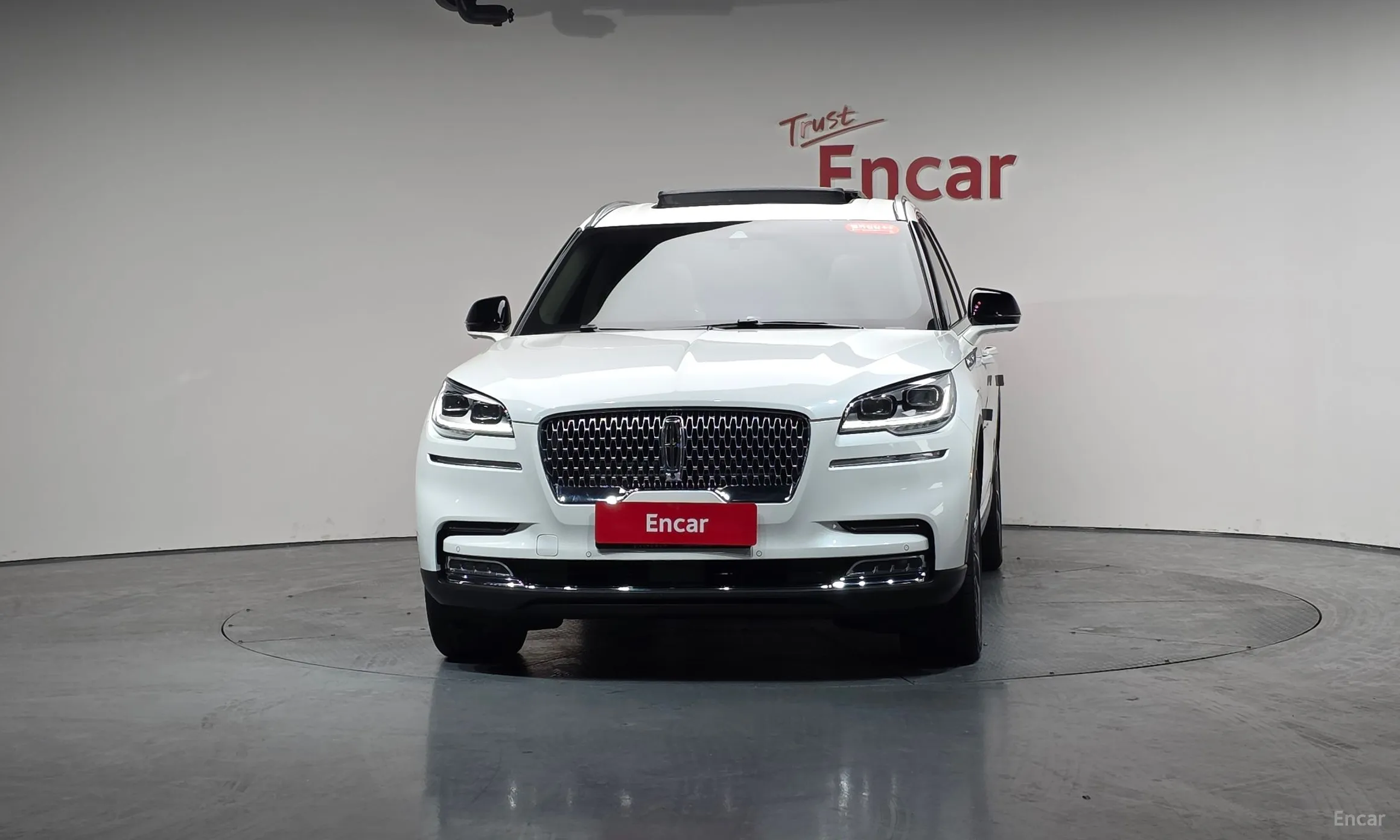 Lincoln Aviator 2nd Generation превью 3