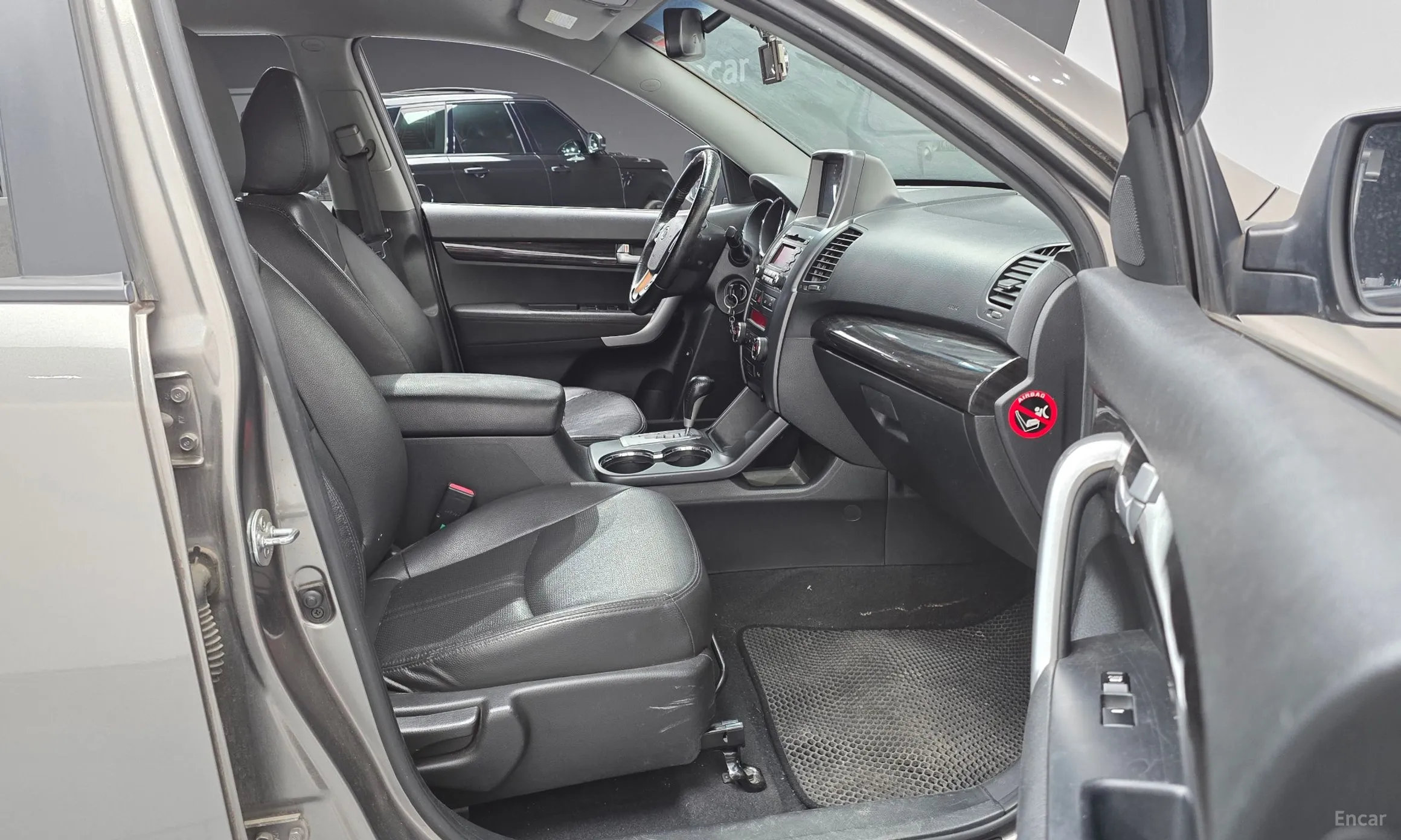 Kia Sorrento R превью 10