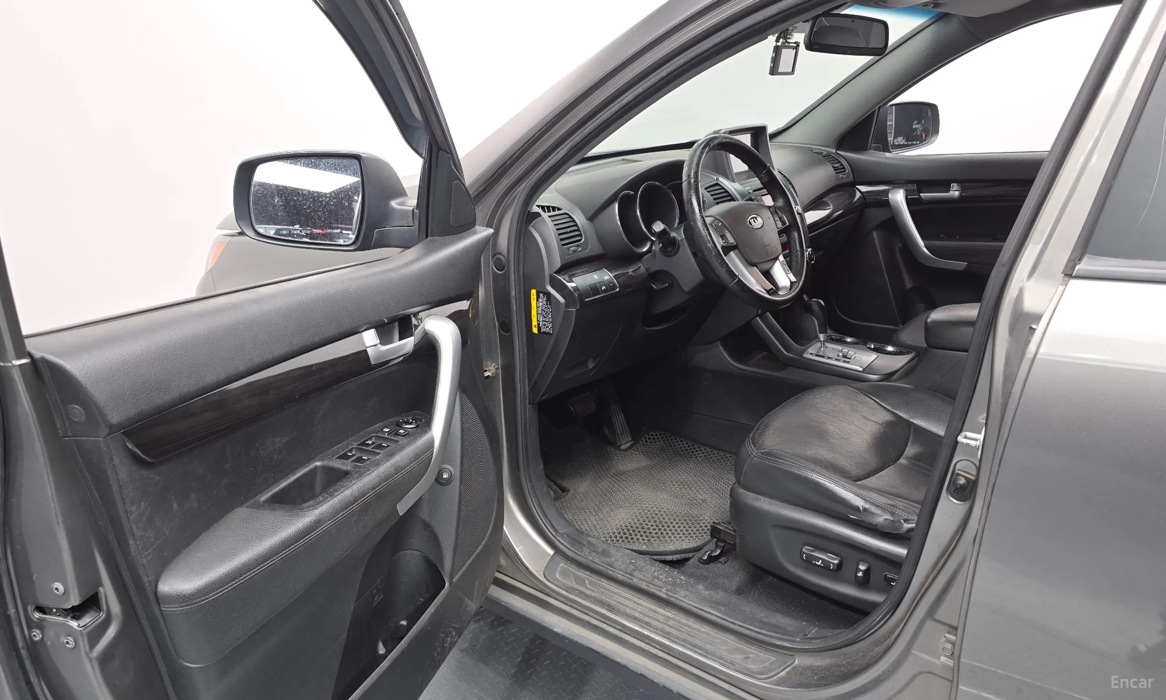Kia Sorrento R превью 11