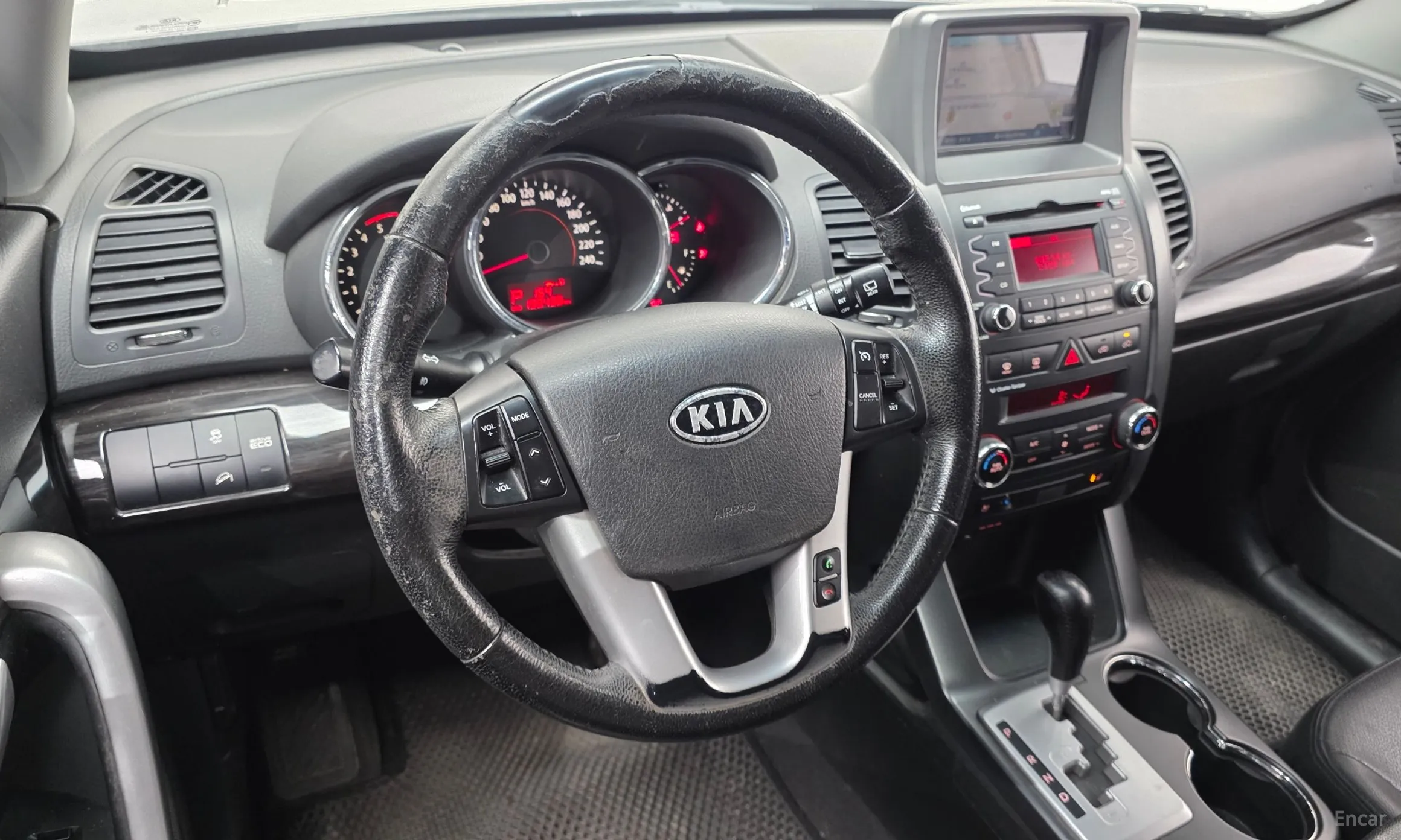 Kia Sorrento R превью 13