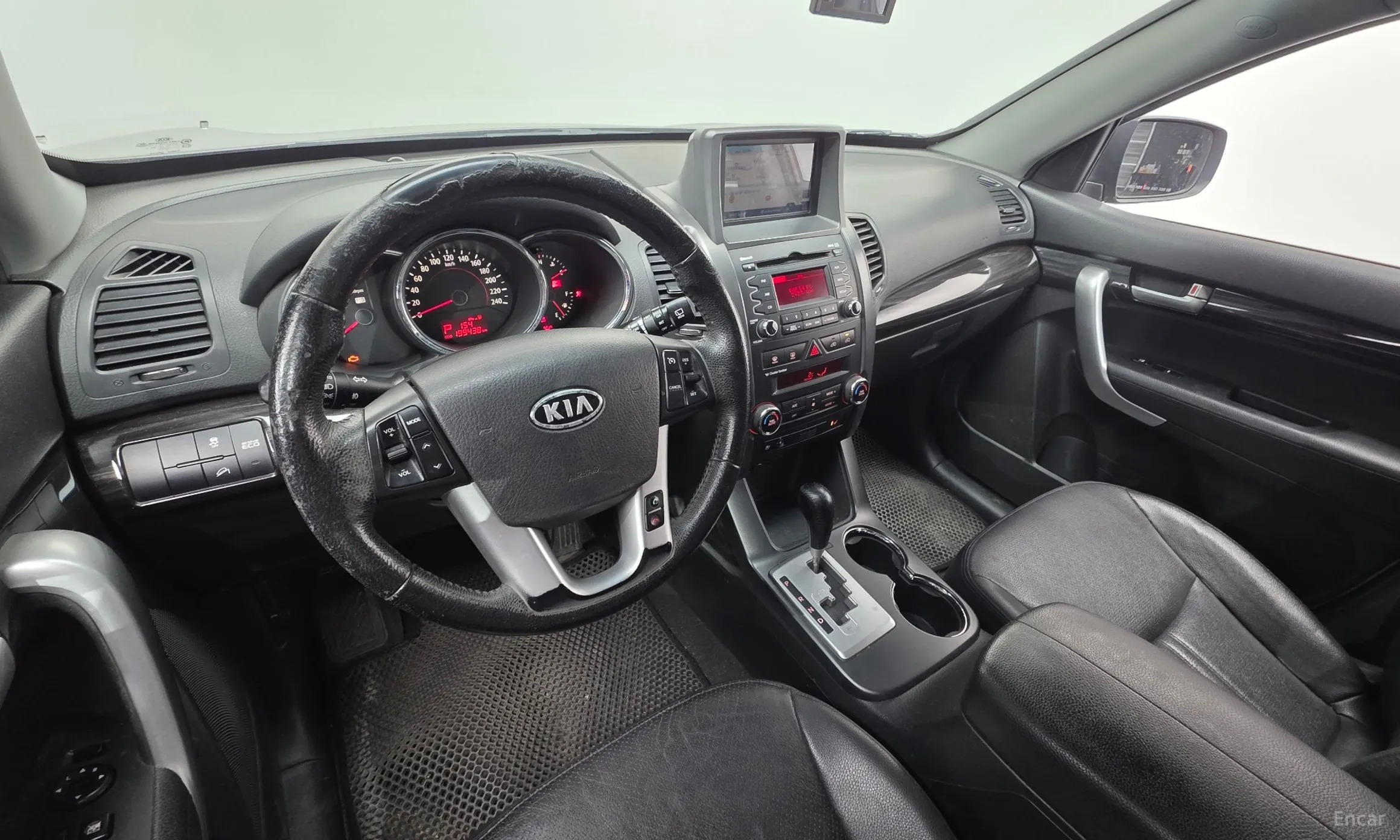 Kia Sorrento R превью 7