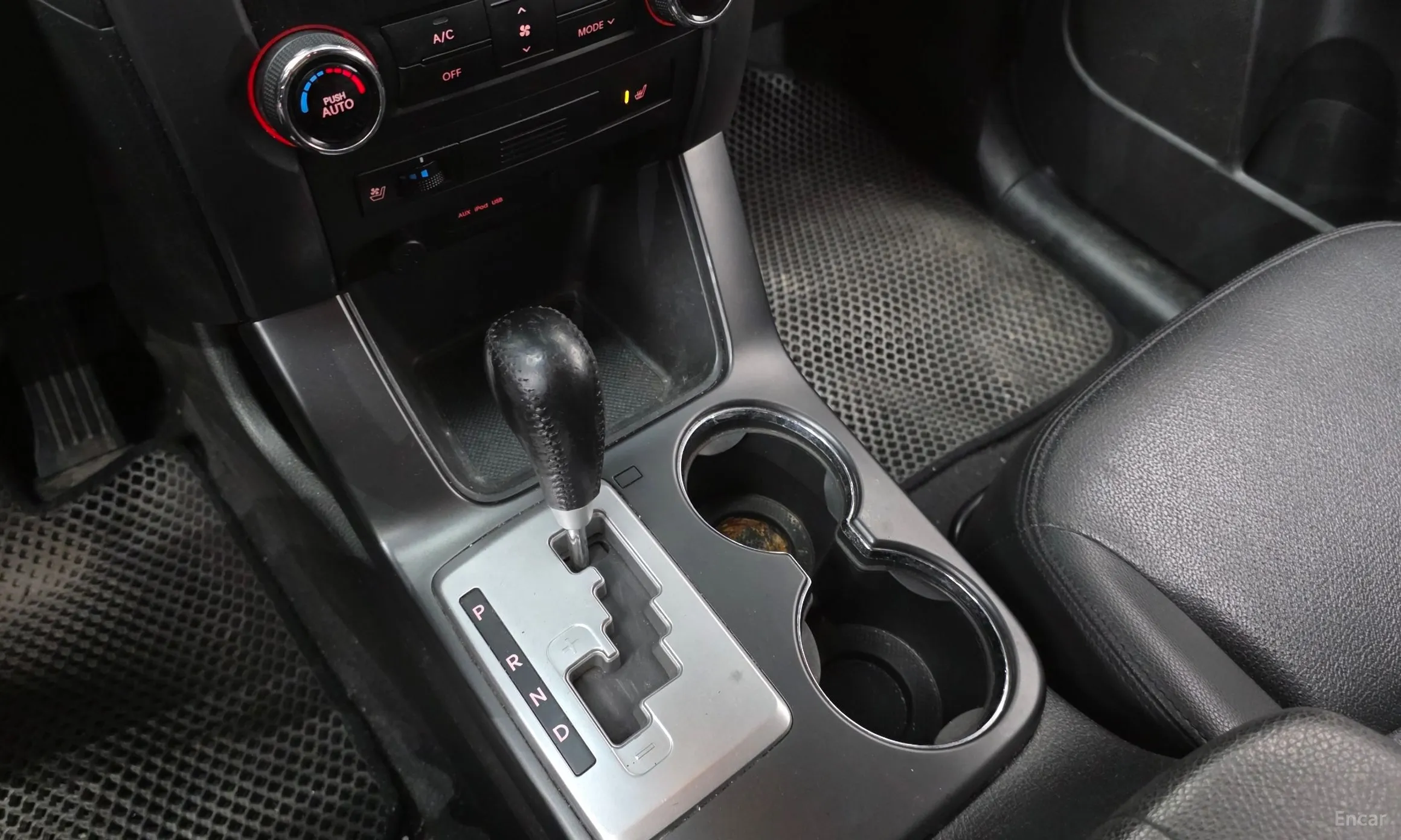 Kia Sorrento R превью 9