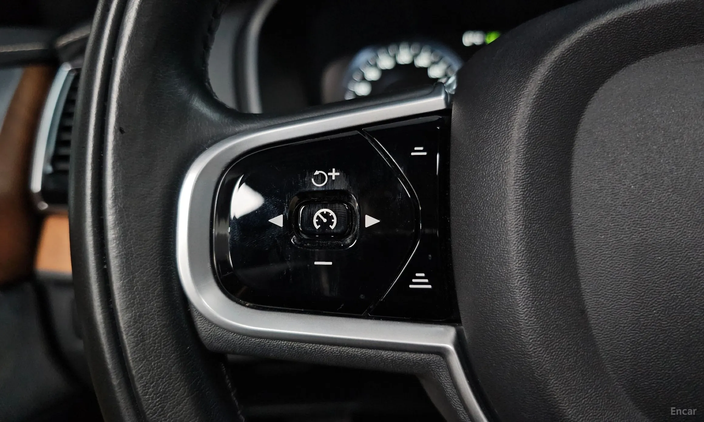 Volvo XC90 Gen 2 превью 18