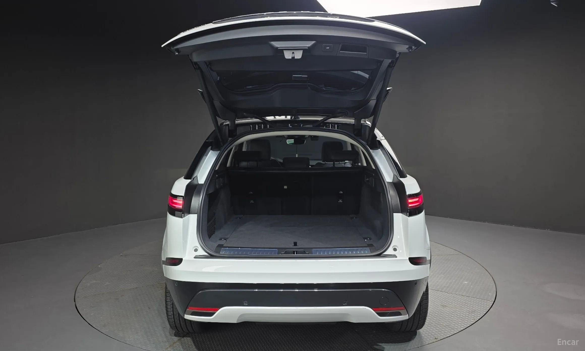 Land Rover Range Rover Bella превью 20