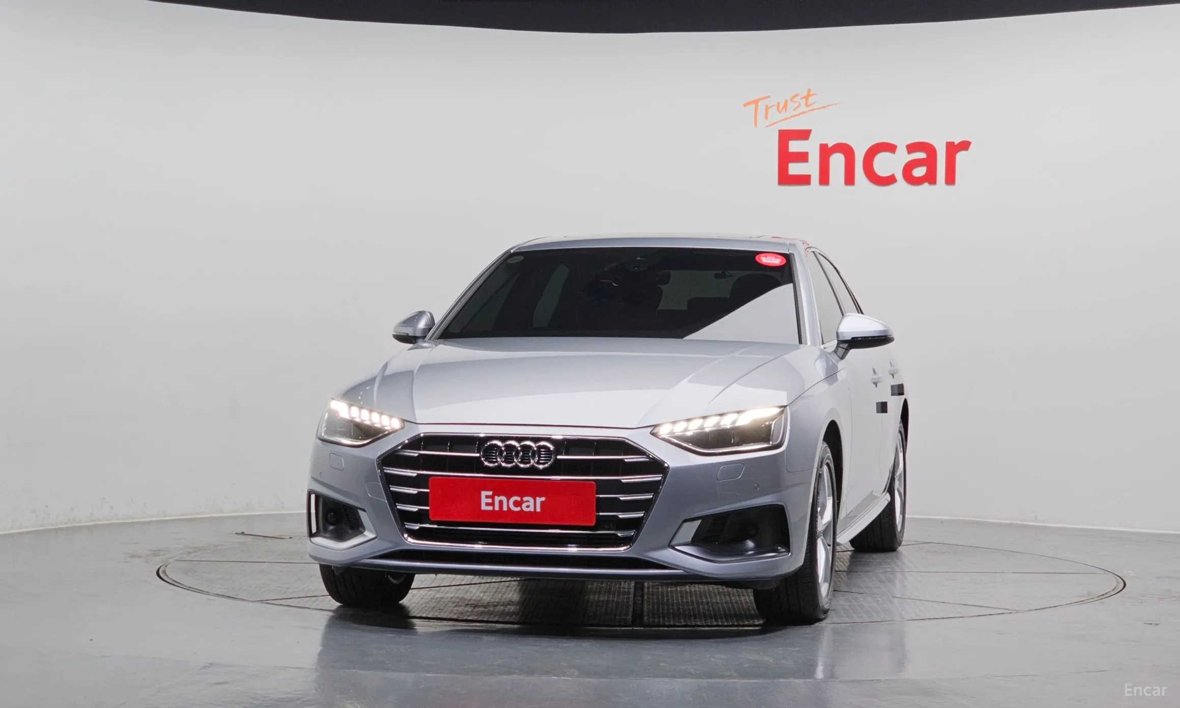 Audi A4 (B9) превью 3