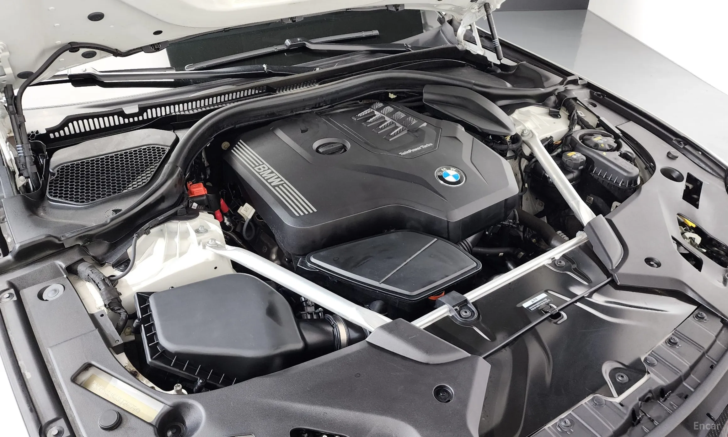 BMW 5 Series (G30) превью 6