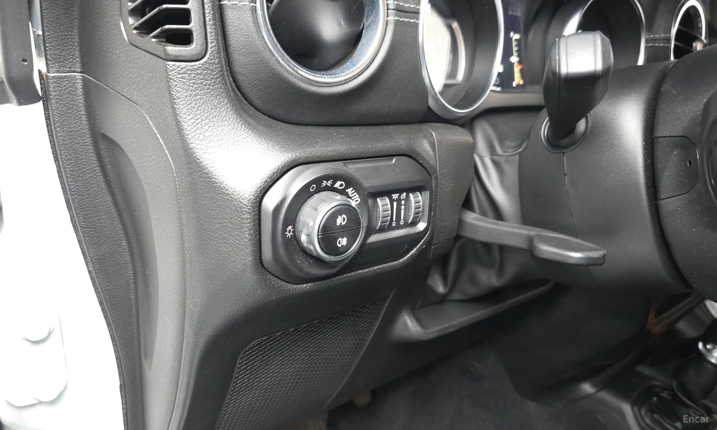 Jeep Wrangler (JL) превью 19