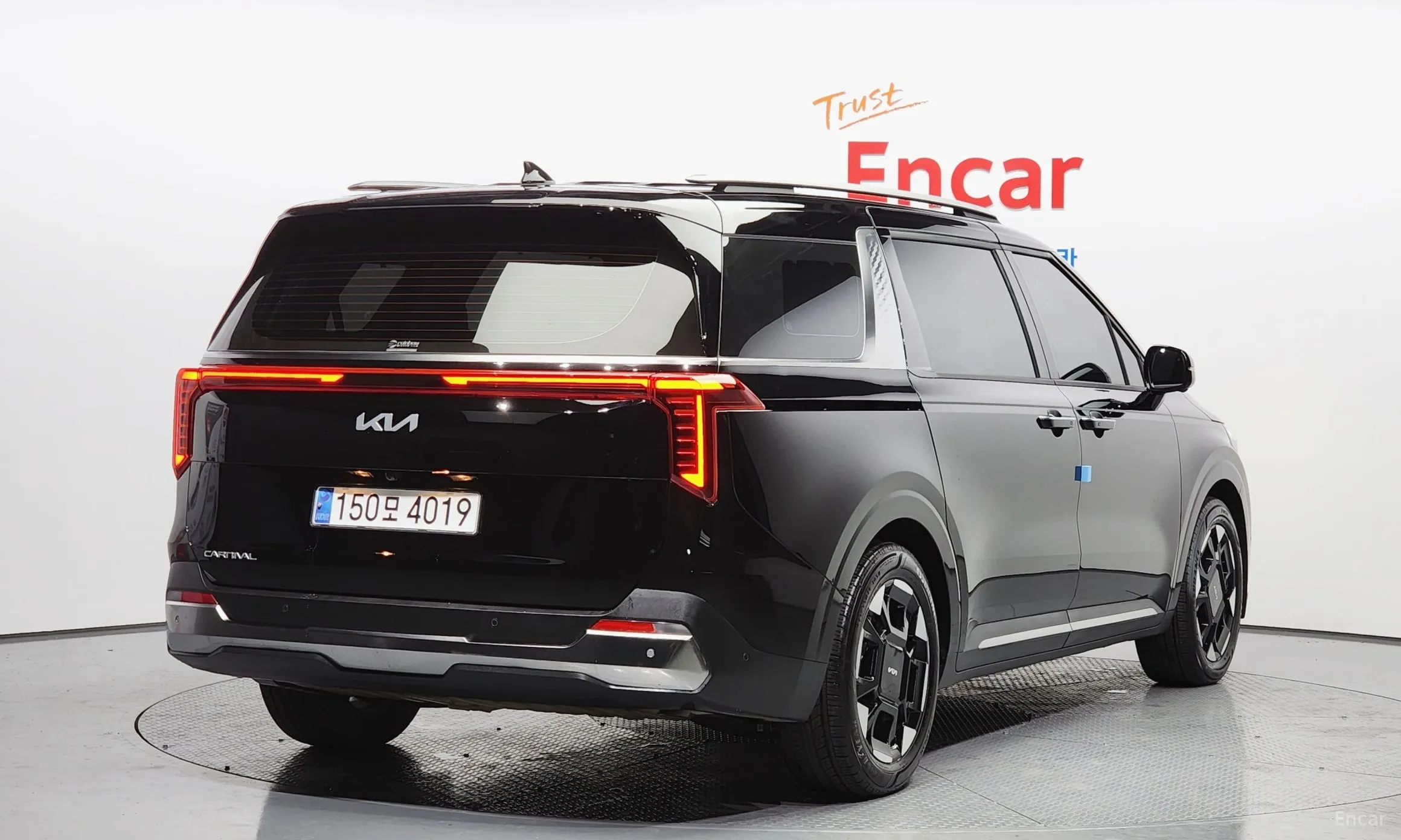 Kia Carnival 4th Generation превью 2