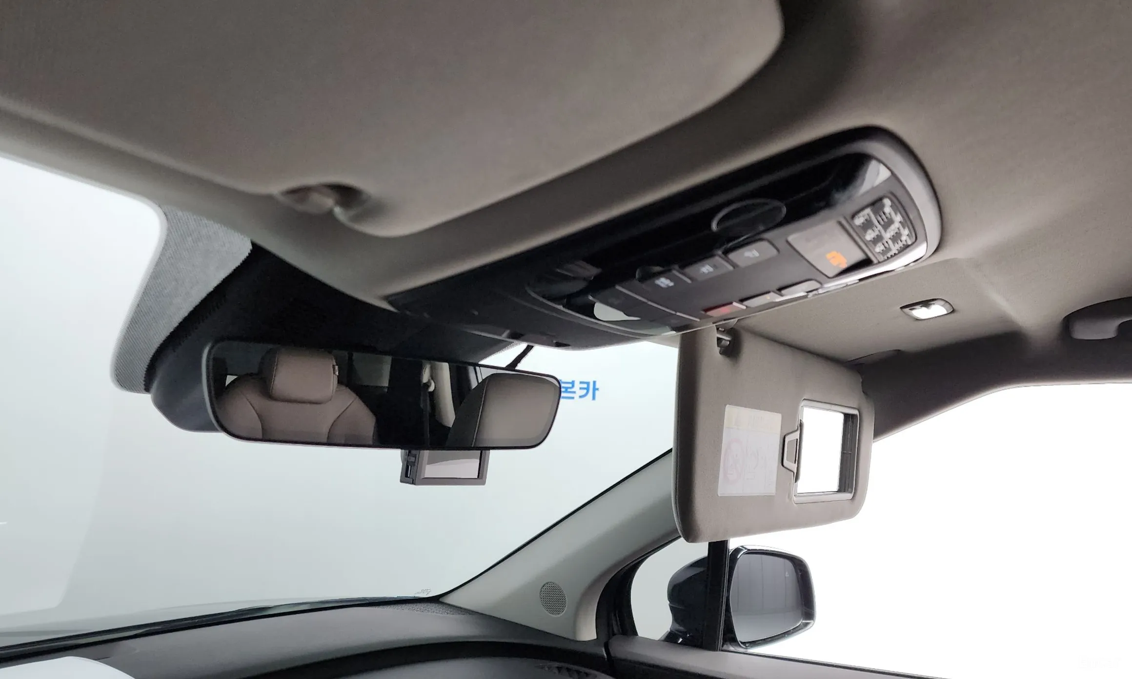 Kia Carnival 4th Generation превью 17
