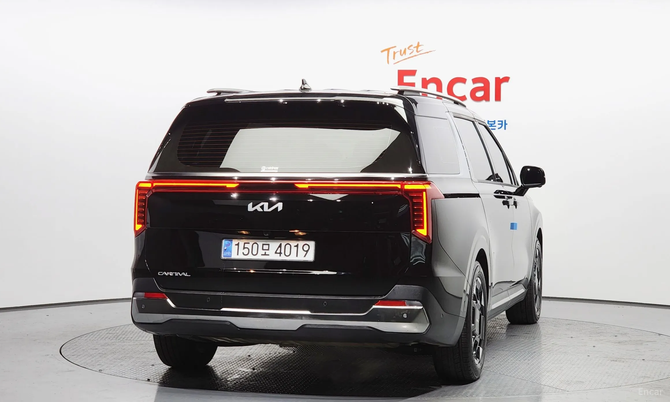 Kia Carnival 4th Generation превью 4