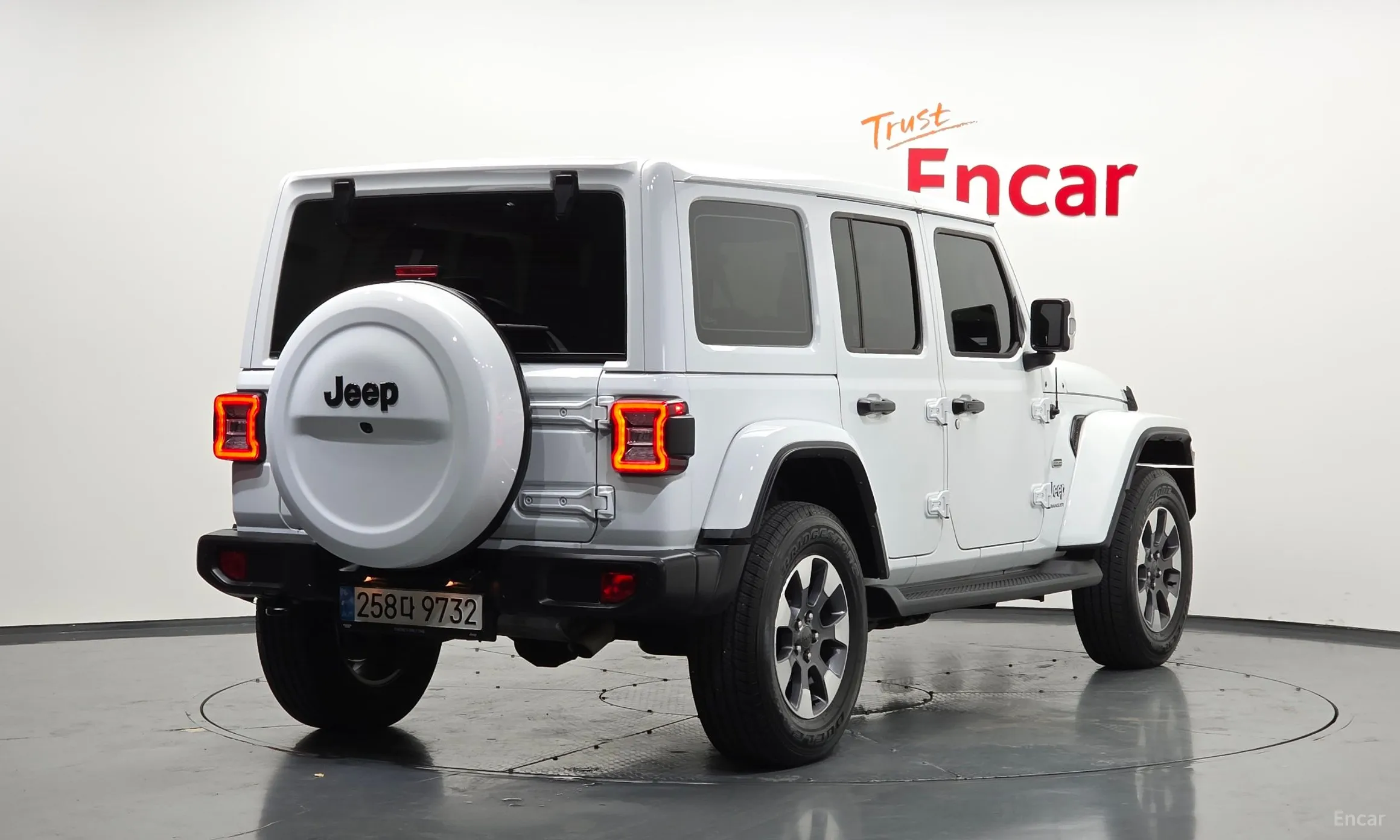 Jeep Wrangler (JL)