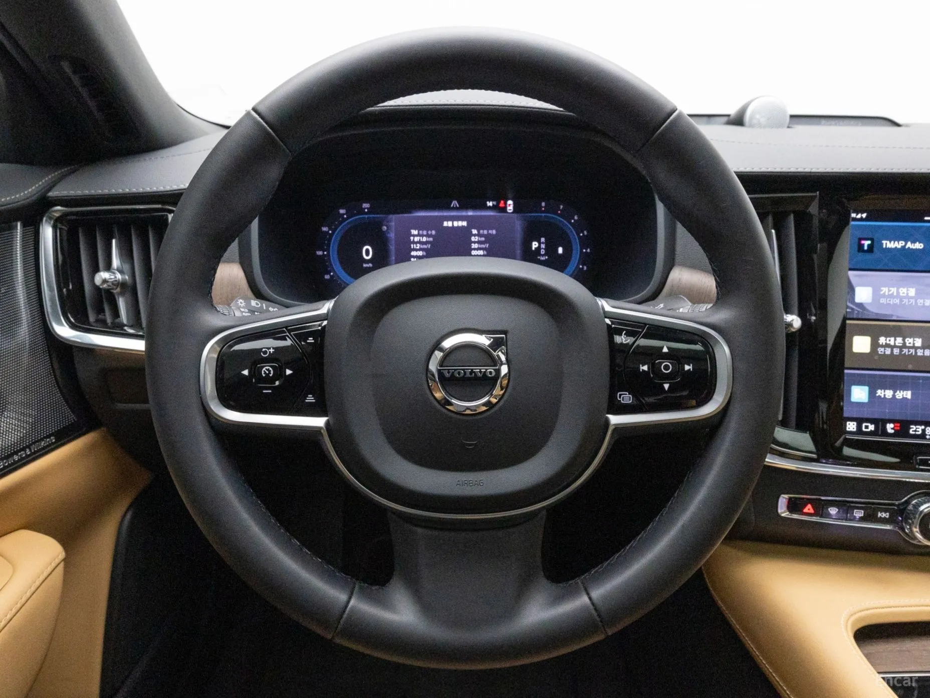 Volvo S90 превью 11