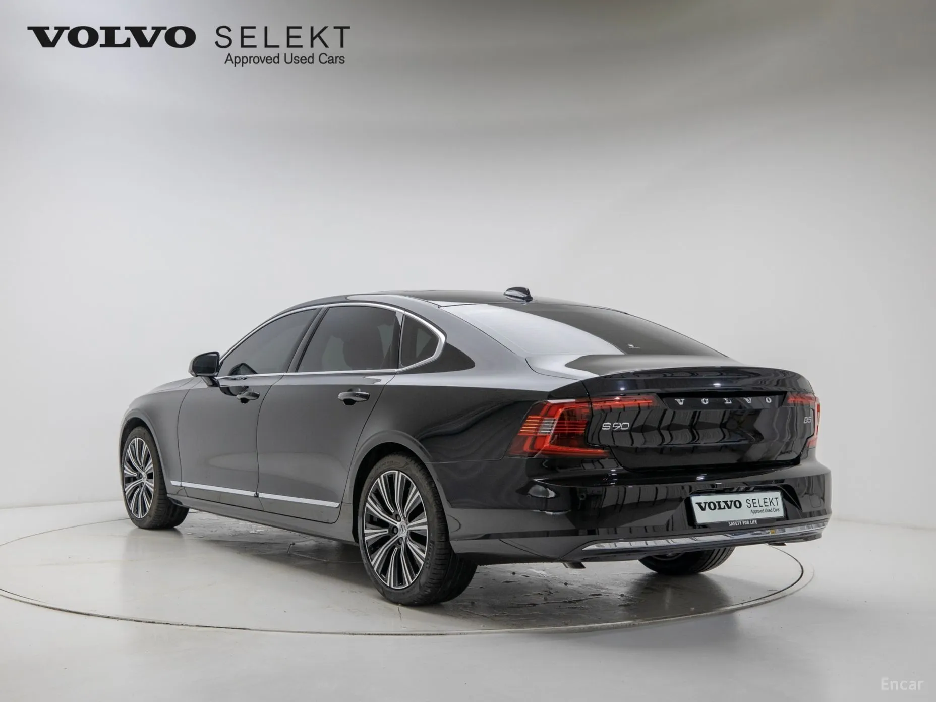 Volvo S90 превью 5
