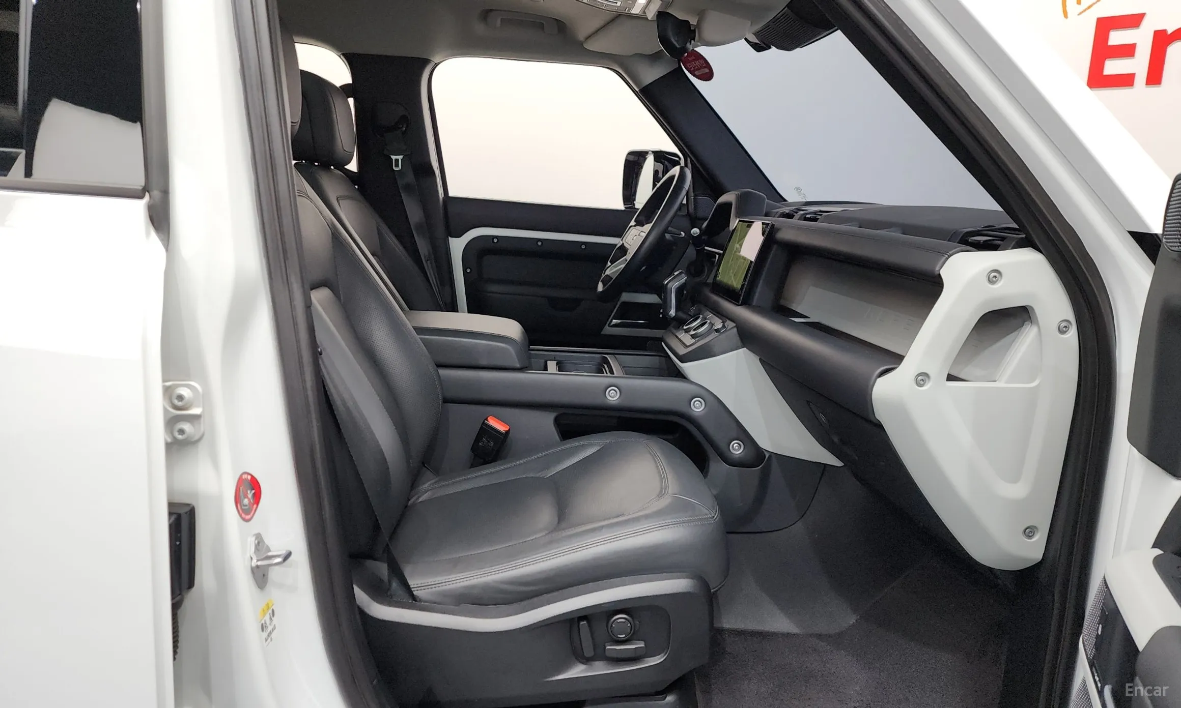 Land Rover Defender (L663) превью 11