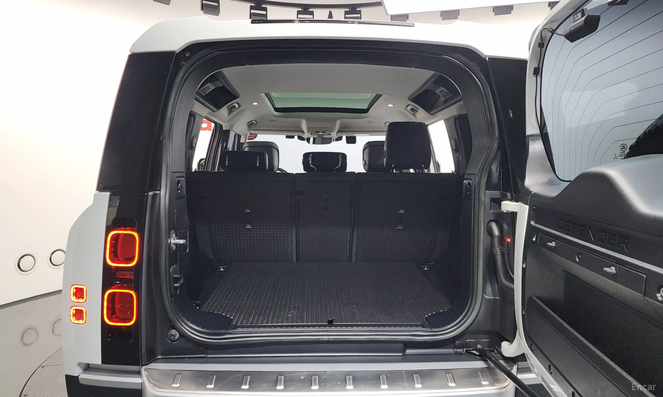 Land Rover Defender (L663) превью 20