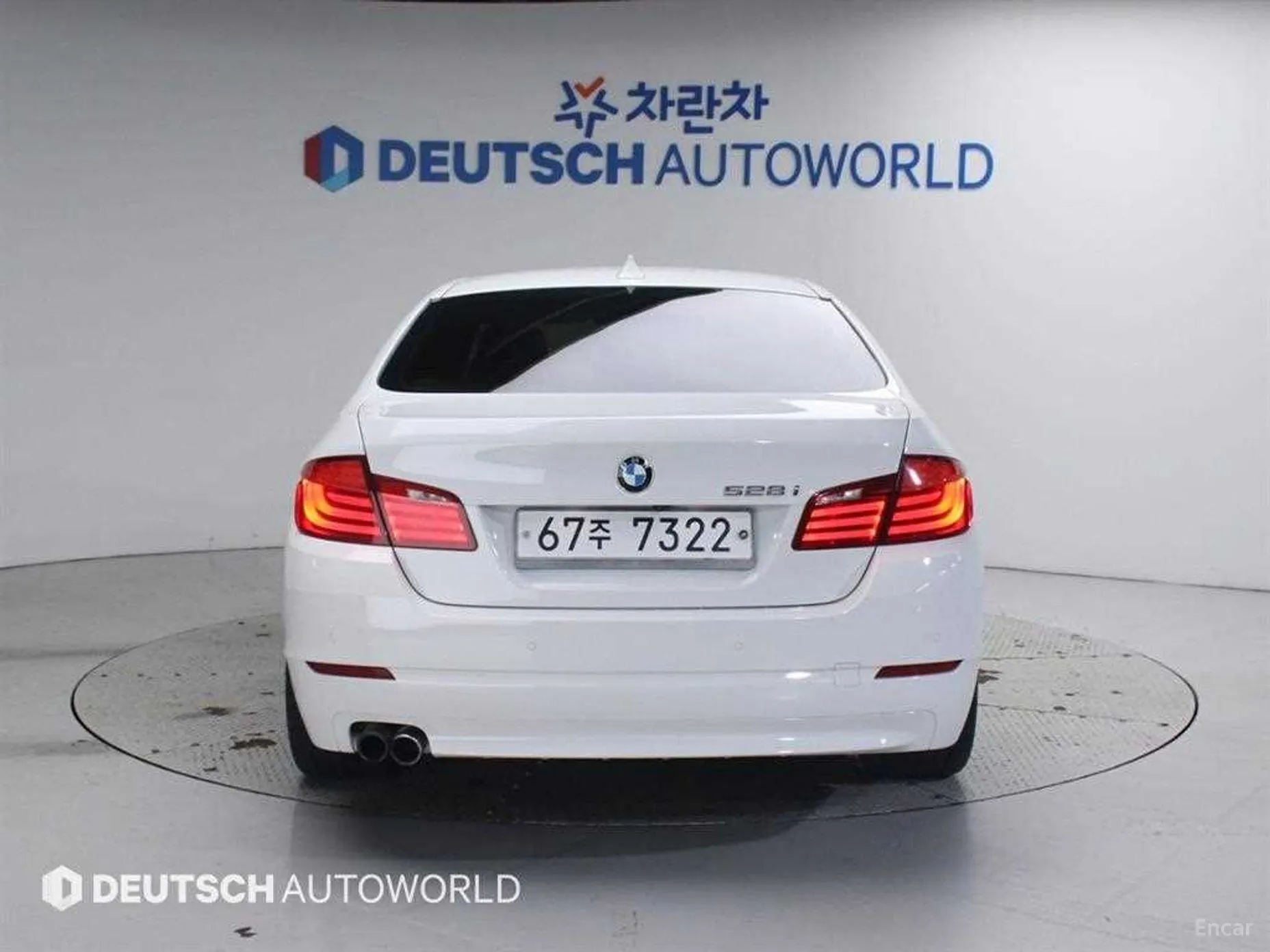 BMW 5 Series (F10) превью 4