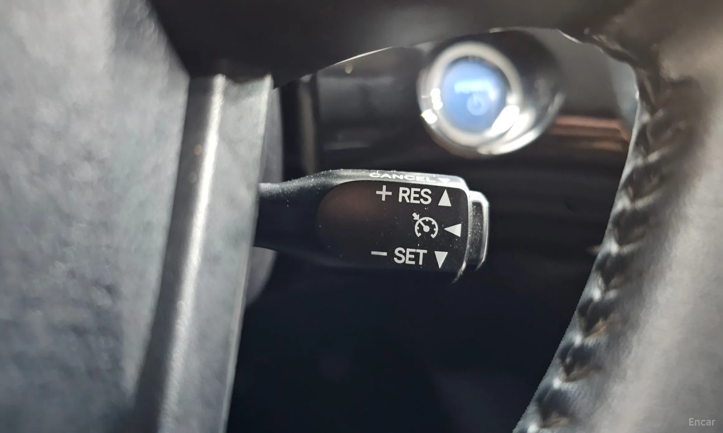 Toyota Prius 4th Generation превью 18